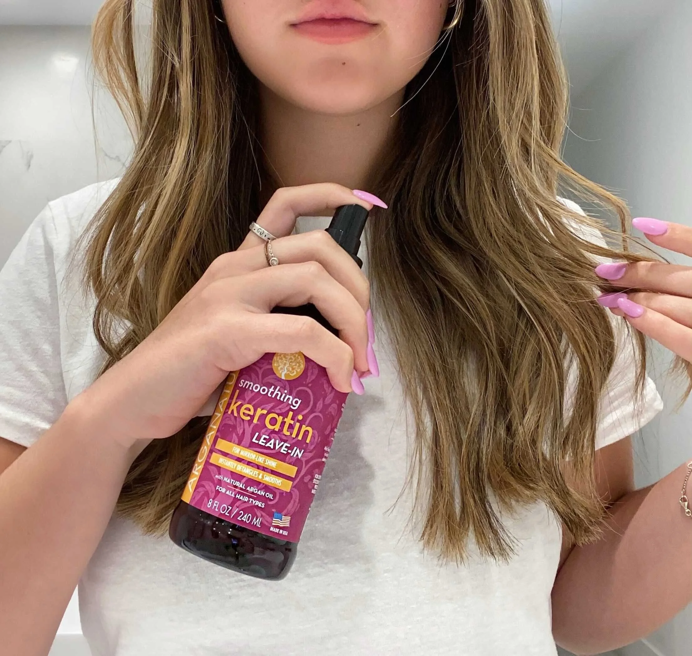 Keratin Leave-In Conditioner:  Your Secret Weapon for Stronger, Healthier Hair.