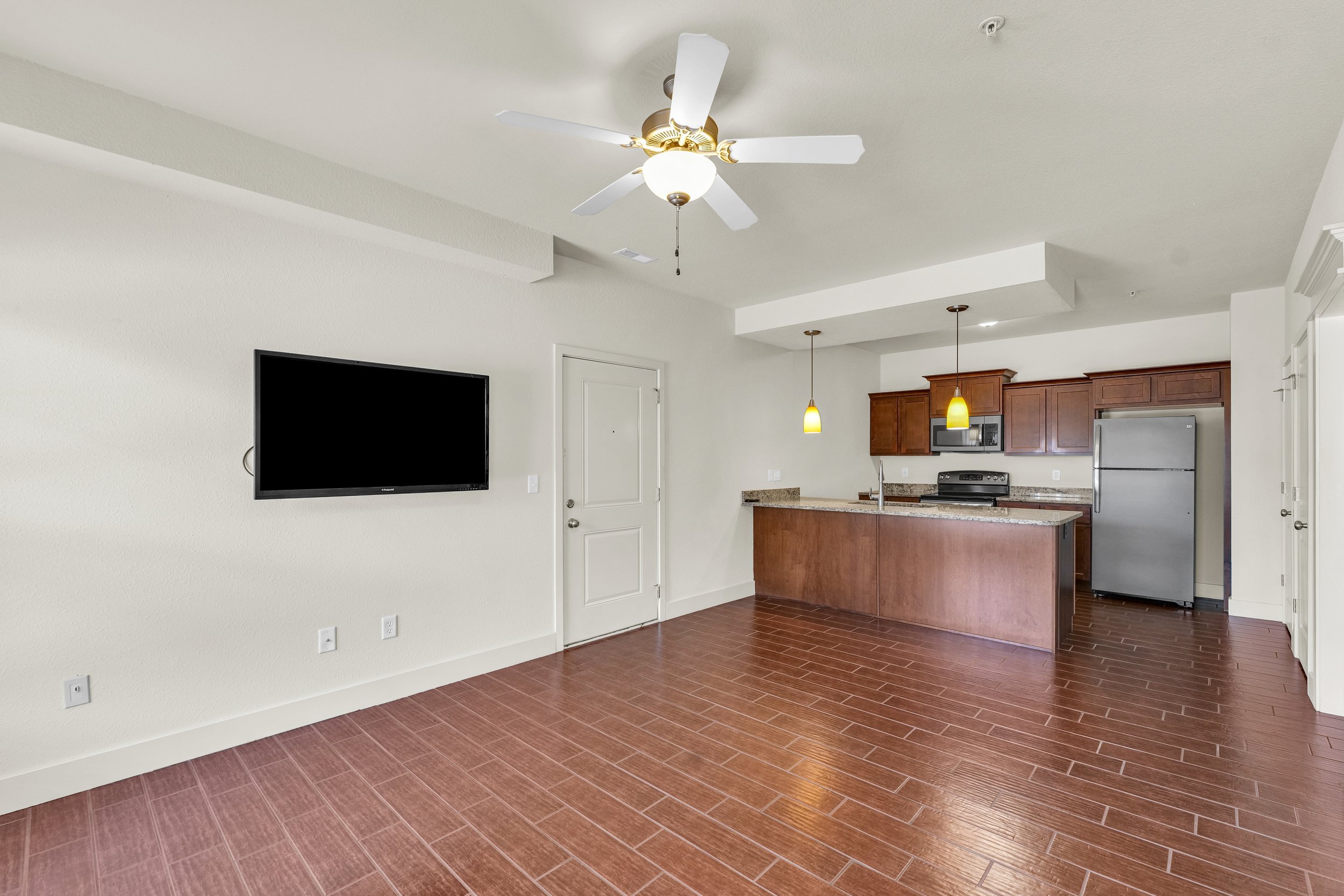 104 Portsmouth Ln Apt 4-03.jpg