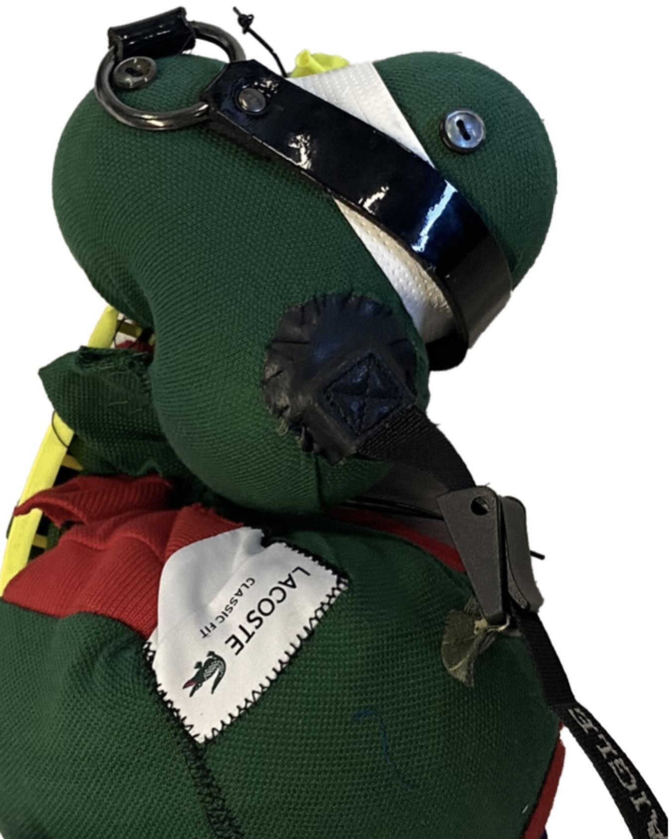 La collaboration entre @MF Brands Group &amp; @commitmentfashion avec l&rsquo; @ecolecamondo s&rsquo;est poursuivie avec diff&eacute;rentes r&eacute;alisations &agrave; partir de produits iconiques des 5 marques du Groupe: @aigle , @gant , @lacoste ,