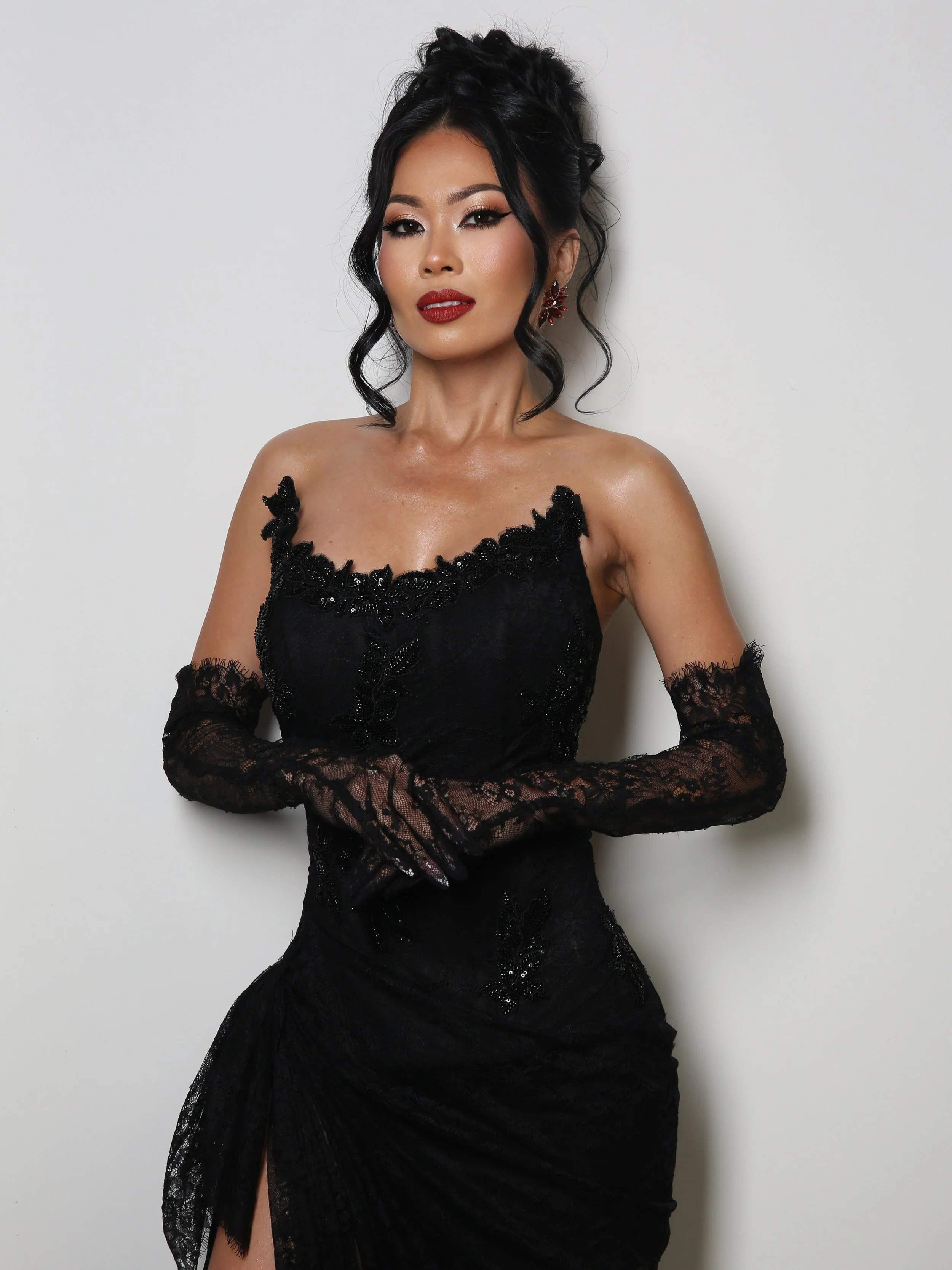 $14.99 X 150 VOTES - ELLAINE