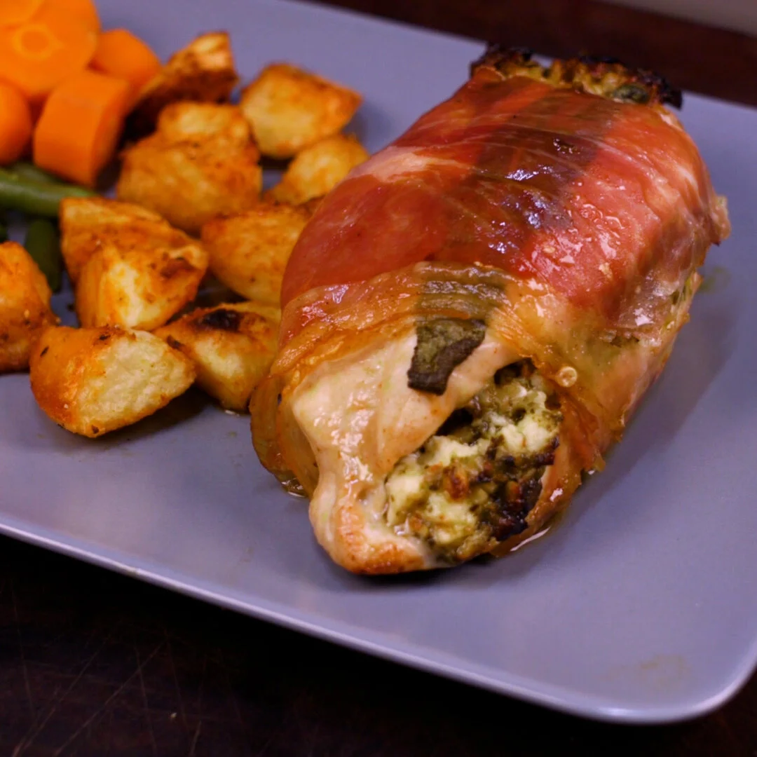 How to cook Prosciutto Wrapped Chicken Breast with Basil and Sundried