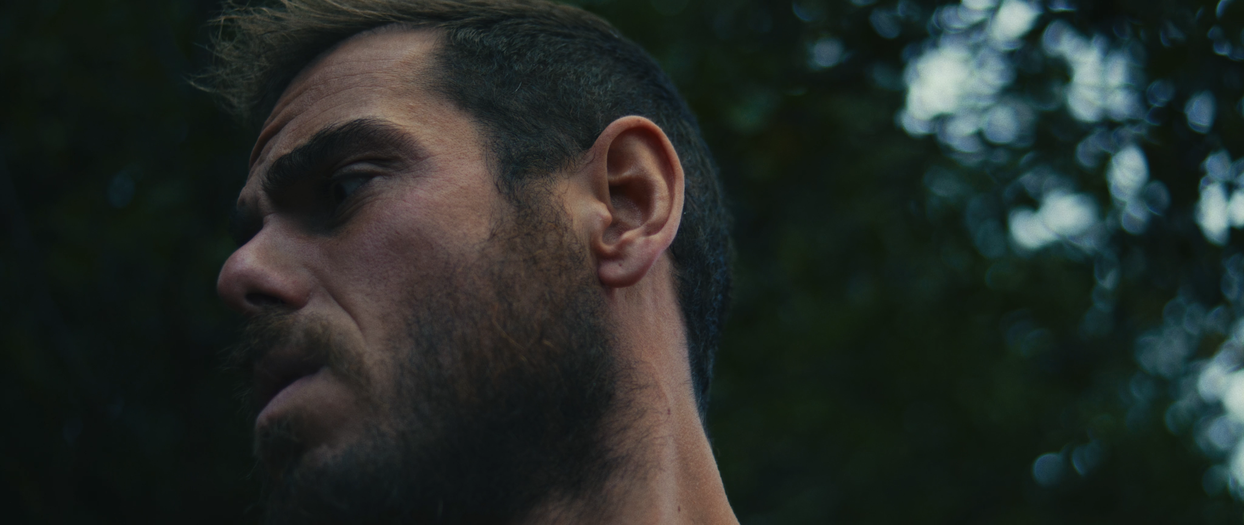 00 Ross Edgley_ATL_Main_Cut_Cinema_Version_ FC_1.00_00_59_09.Still009.PNG