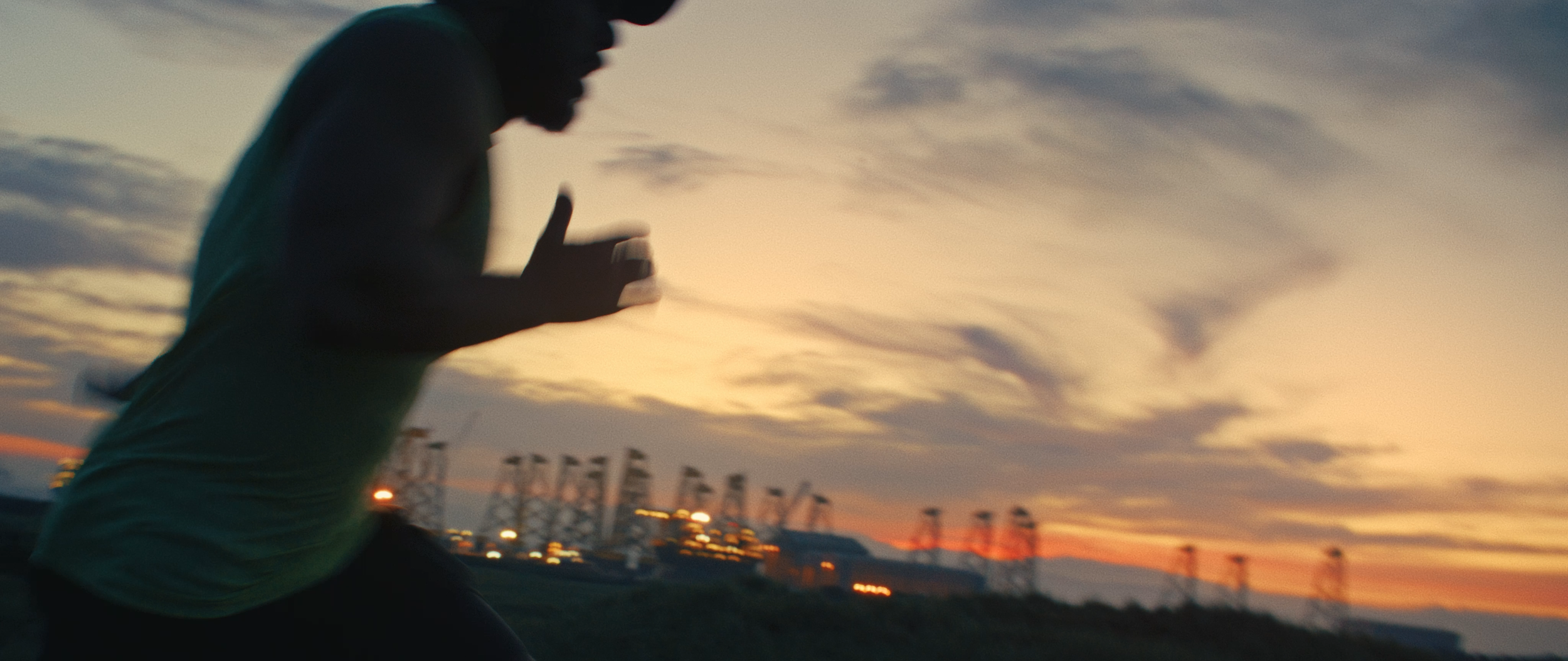 00 Ross Edgley_ATL_Main_Cut_Cinema_Version_ FC_1.00_04_54_19.Still030.PNG