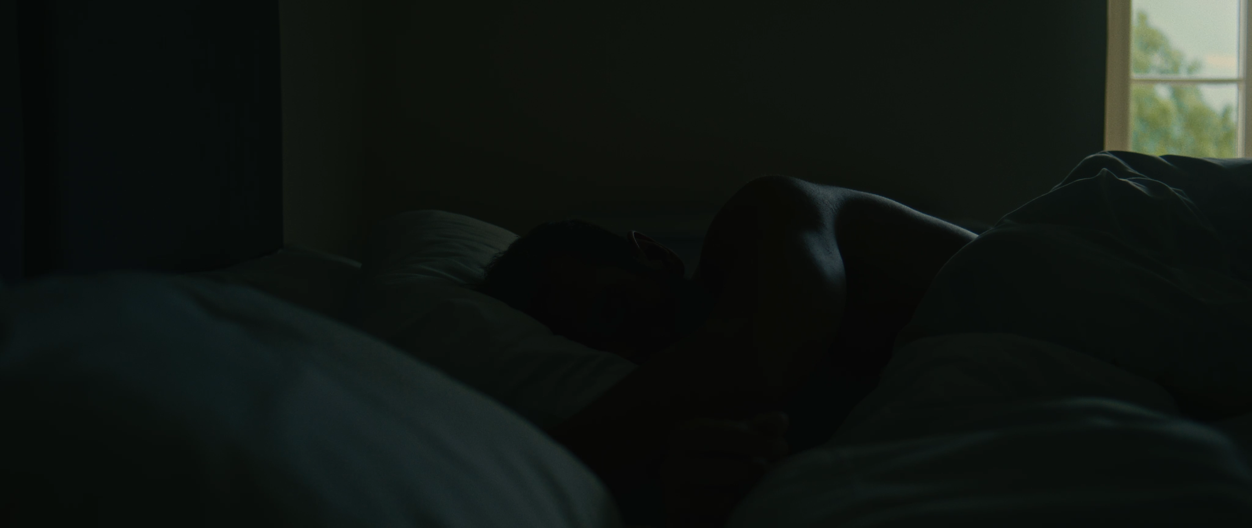 00 Ross Edgley_ATL_Main_Cut_Cinema_Version_ FC_1.00_05_58_19.Still045.PNG