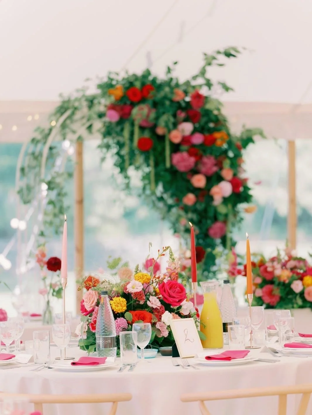 Filling your feed with pops of colour on this gloomy February morning 🌷

📸 @camillajoyphotography 
📖 @lmjweddingplanner 
🌷 @oliveowlflowers 

Team - 

@thecanvastentco 
@lmjweddingplanner 
@camillajoyphotography 
@lightechltd 
@optionsgreathire 
