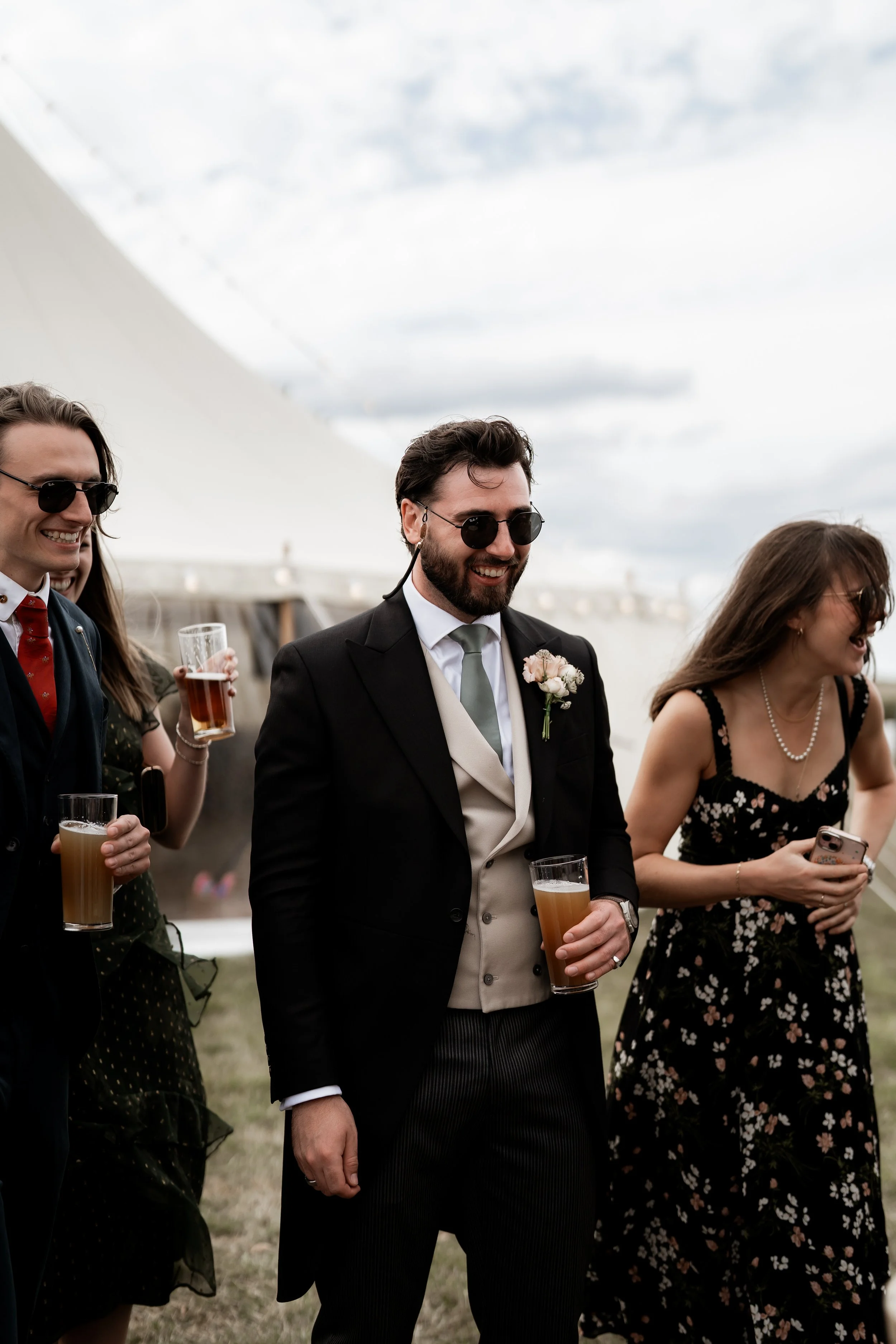 Cheshire-Wedding-Guests.jpg