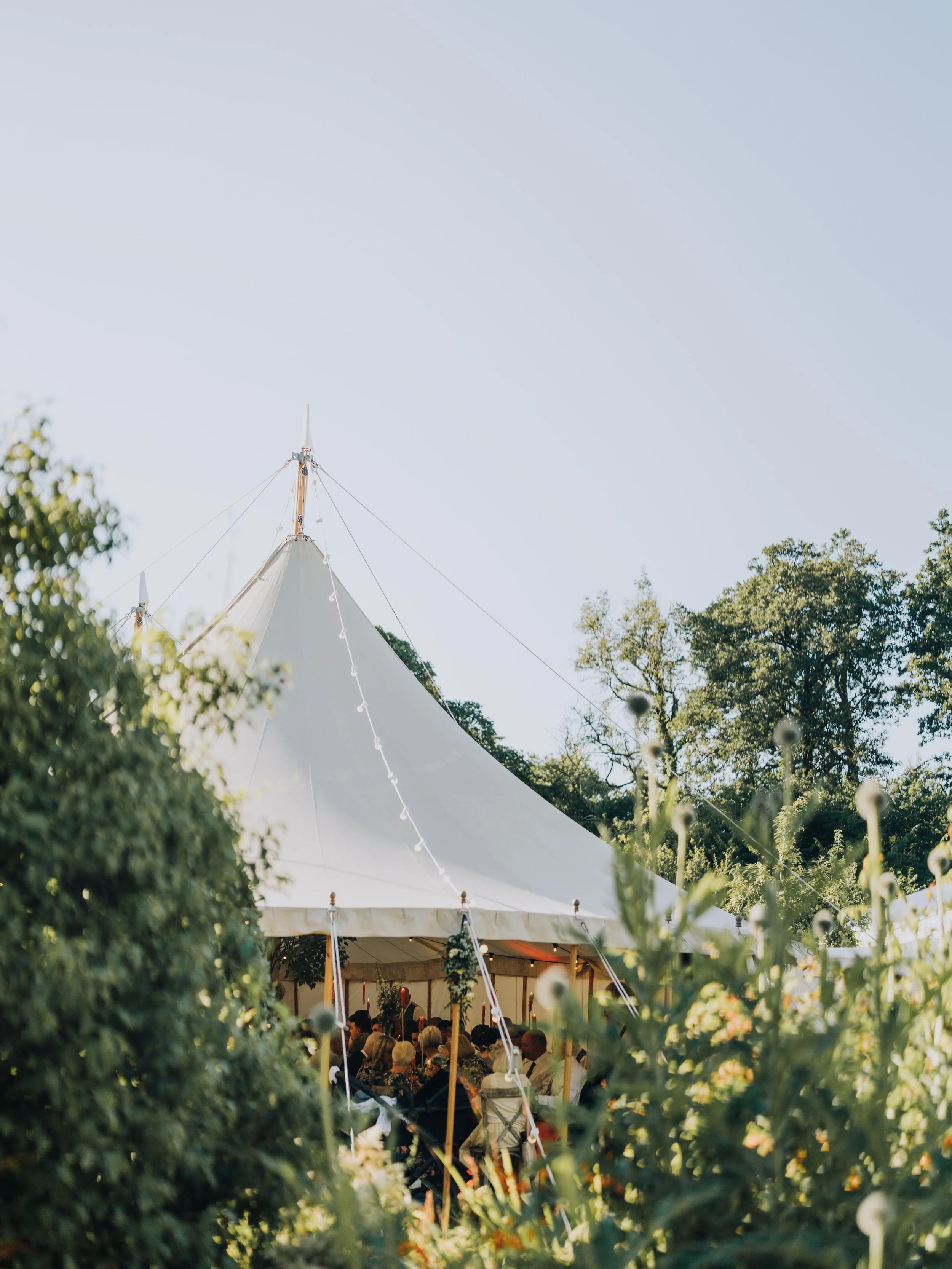 There&rsquo;s nothing quite like a summer wedding under a canvas marquee 🤍

📸 @claracooperphoto 
📍 @tyfrymanor 

#thecanvastentco #marqueehire #weddingmarquee #marqueewedding #angleseywedding