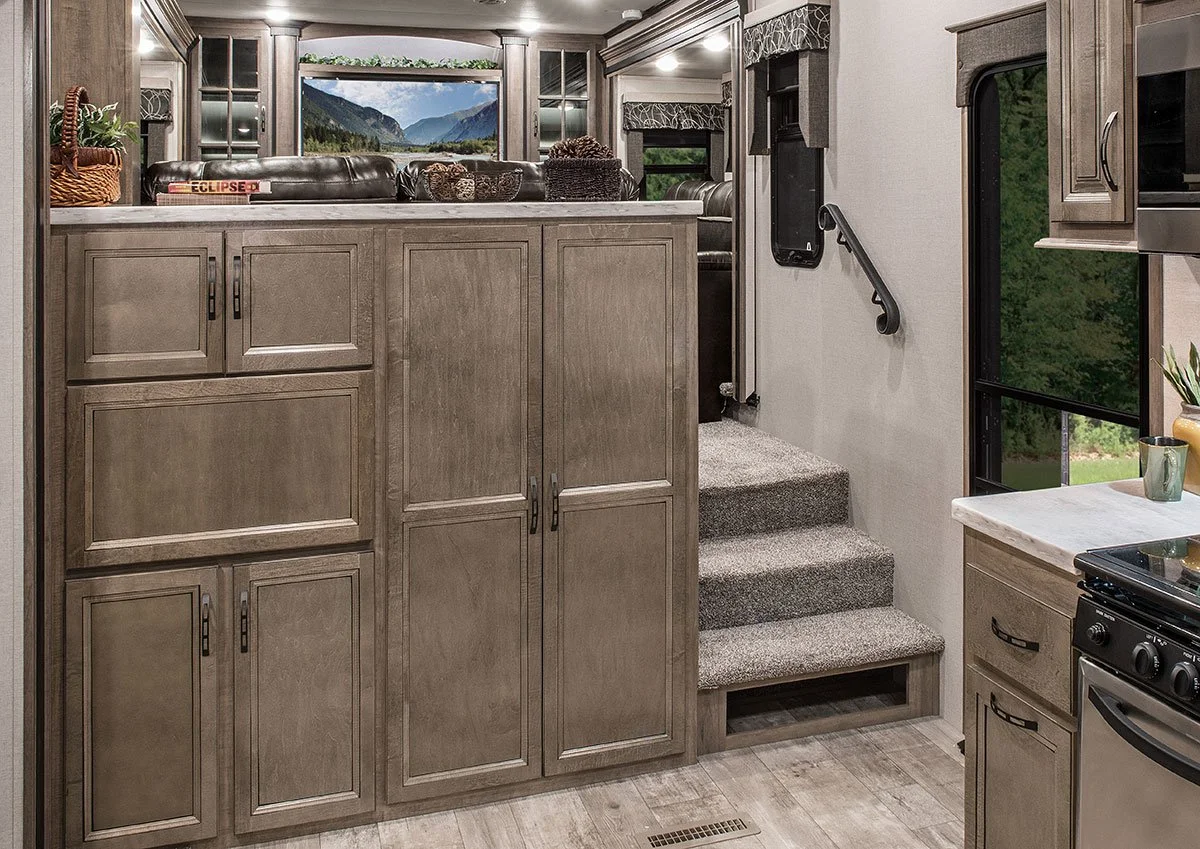 2018-KZ-RV-Durango-Gold-G380FLF-Fifth-Wheel-Cabinets.jpeg