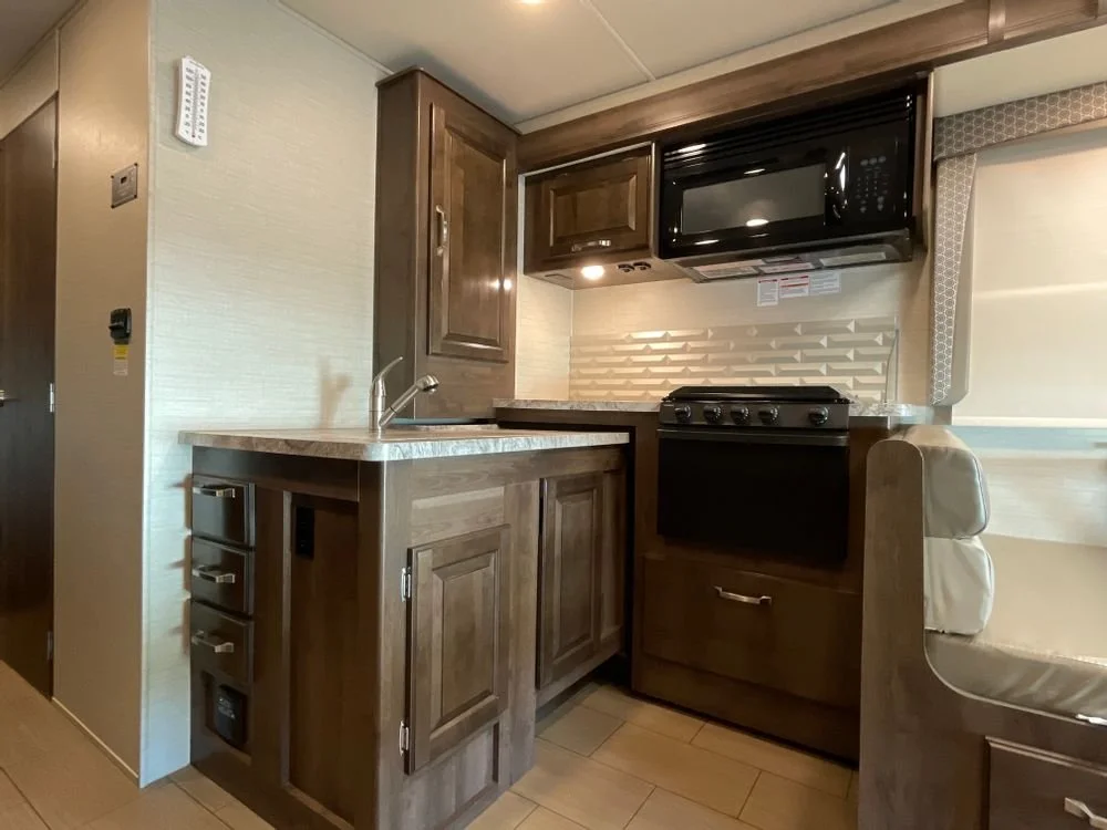 2018_jayco_greyhawk_29me_rsc2237631_18.jpeg