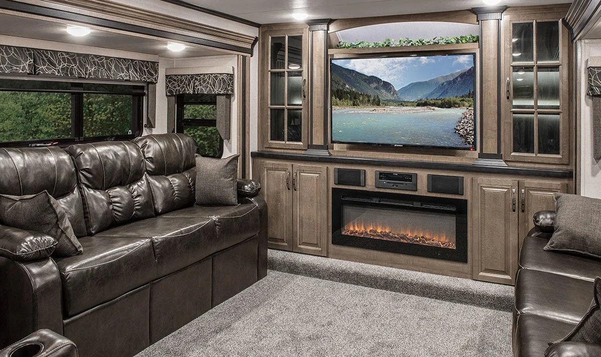 2018-KZ-RV-Durango-Gold-G380FLF-Fifth-Wheel-Entertainment-Center.jpeg
