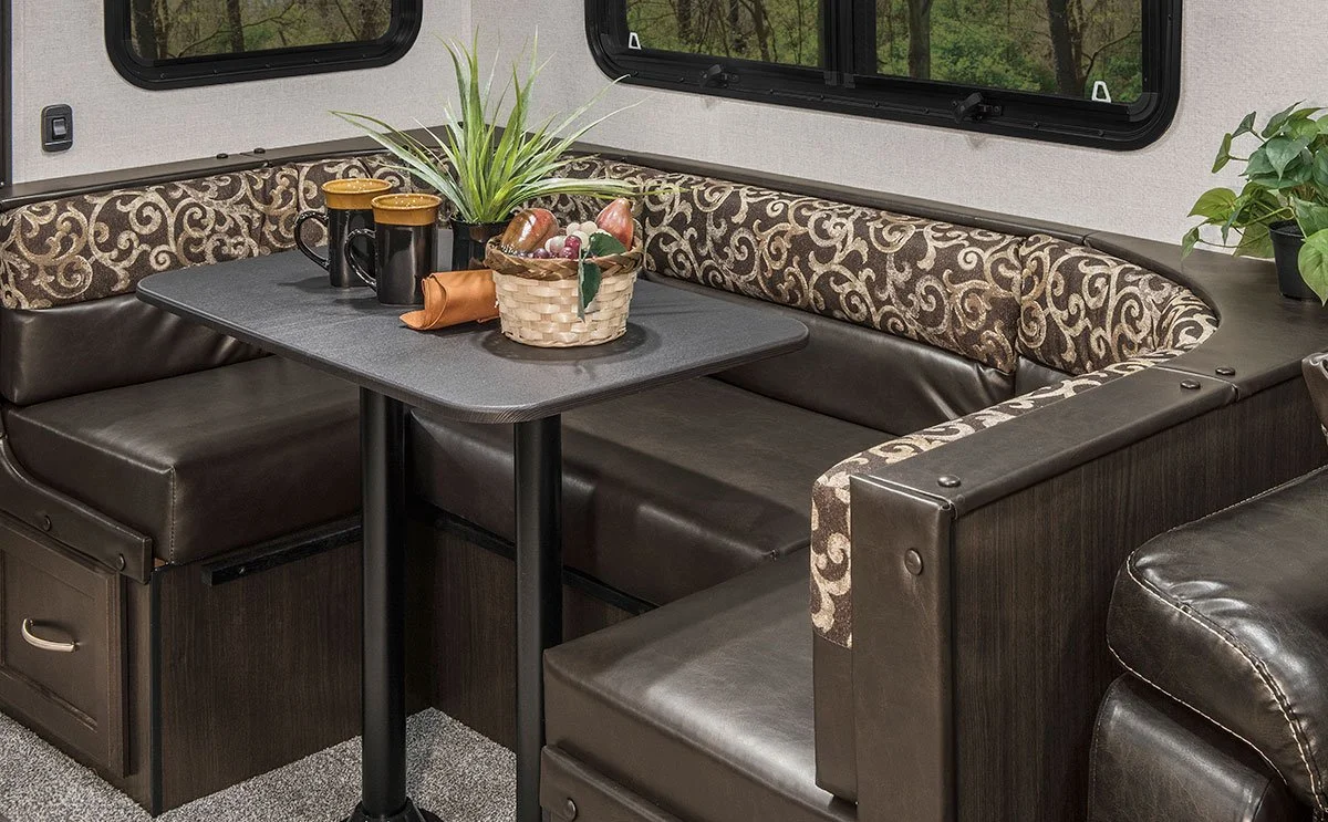 2018-KZ-RV-Durango-1500-D286BHD-Fifth-Wheel-Dinette-Aurora.jpeg