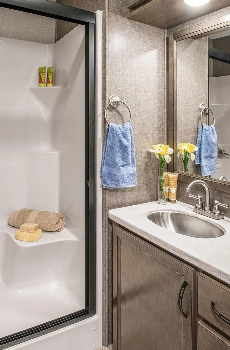 2018-KZ-RV-Durango-Gold-G380FLF-Fifth-Wheel-Shower.jpeg