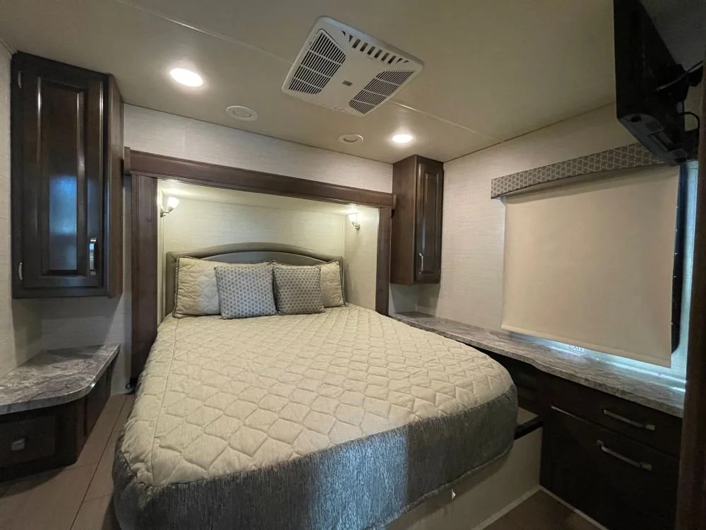 2018_jayco_greyhawk_29me_rsc2237631_28.jpeg
