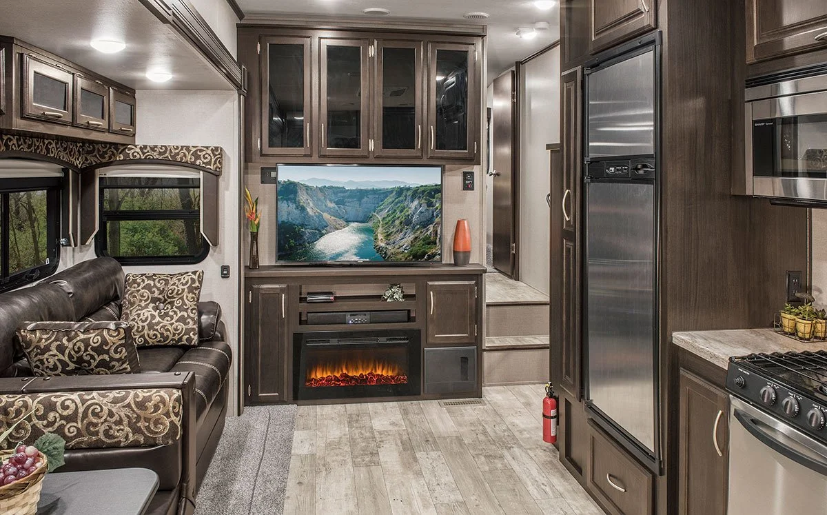 2018-KZ-RV-Durango-1500-D286BHD-Fifth-Wheel-Entertainment-Center-Aurora.jpeg