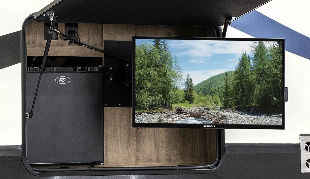 2018-KZ-RV-Durango-Gold-G380FLF-Fifth-Wheel-Exterior-Entertainment-Center.jpeg