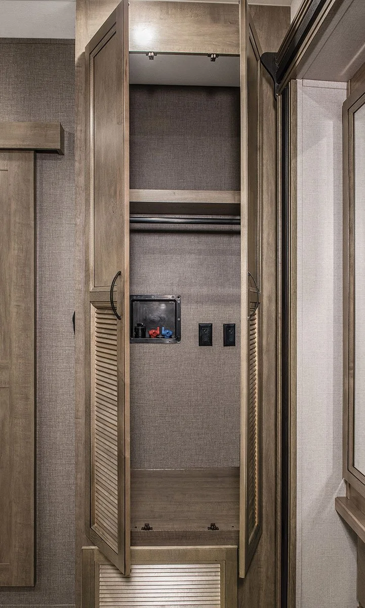 2018-KZ-RV-Durango-Gold-G380FLF-Fifth-Wheel-Washer-Dryer-Closet.jpeg