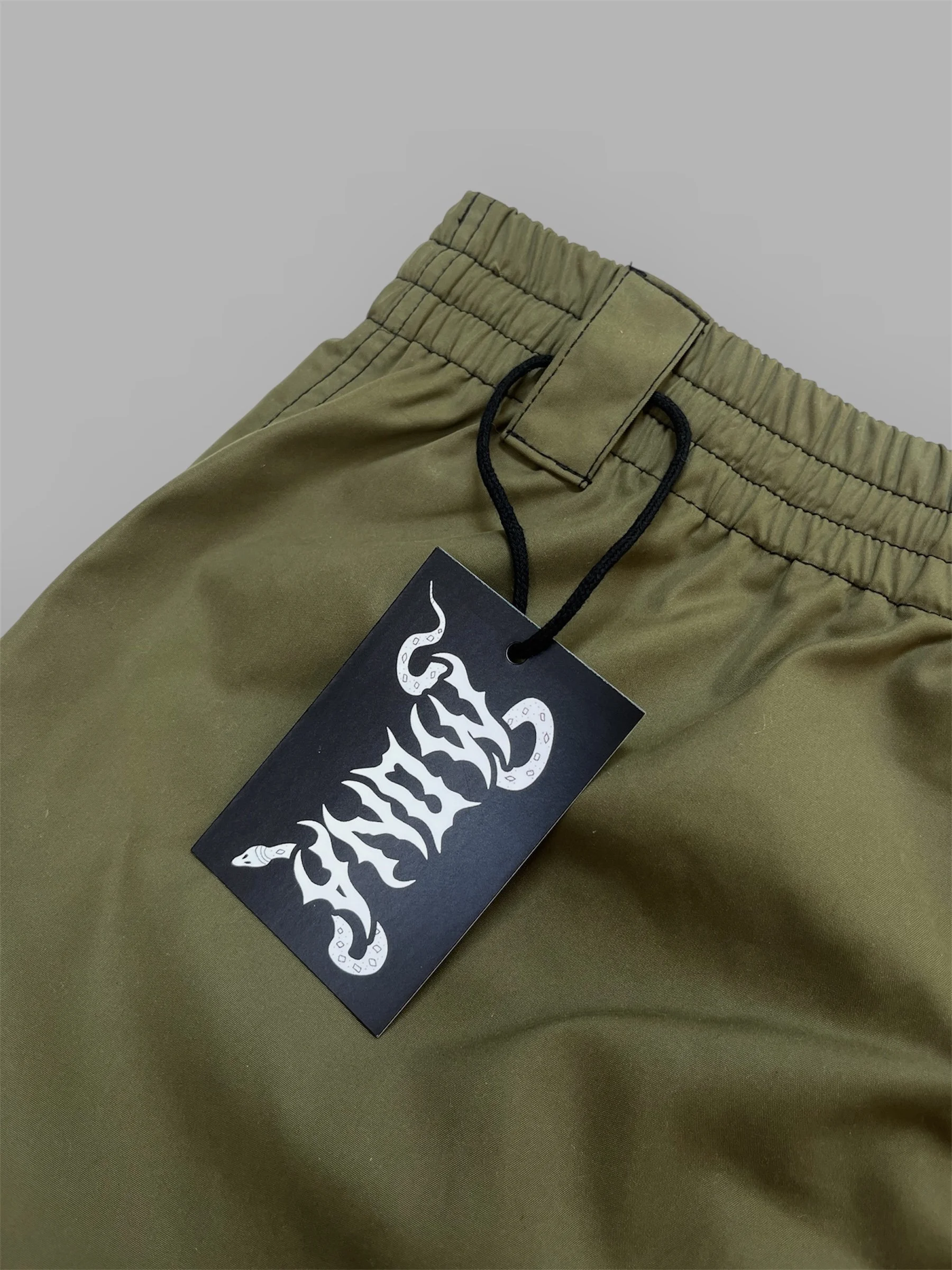 THE-GREEN-SHORT-3.jpg