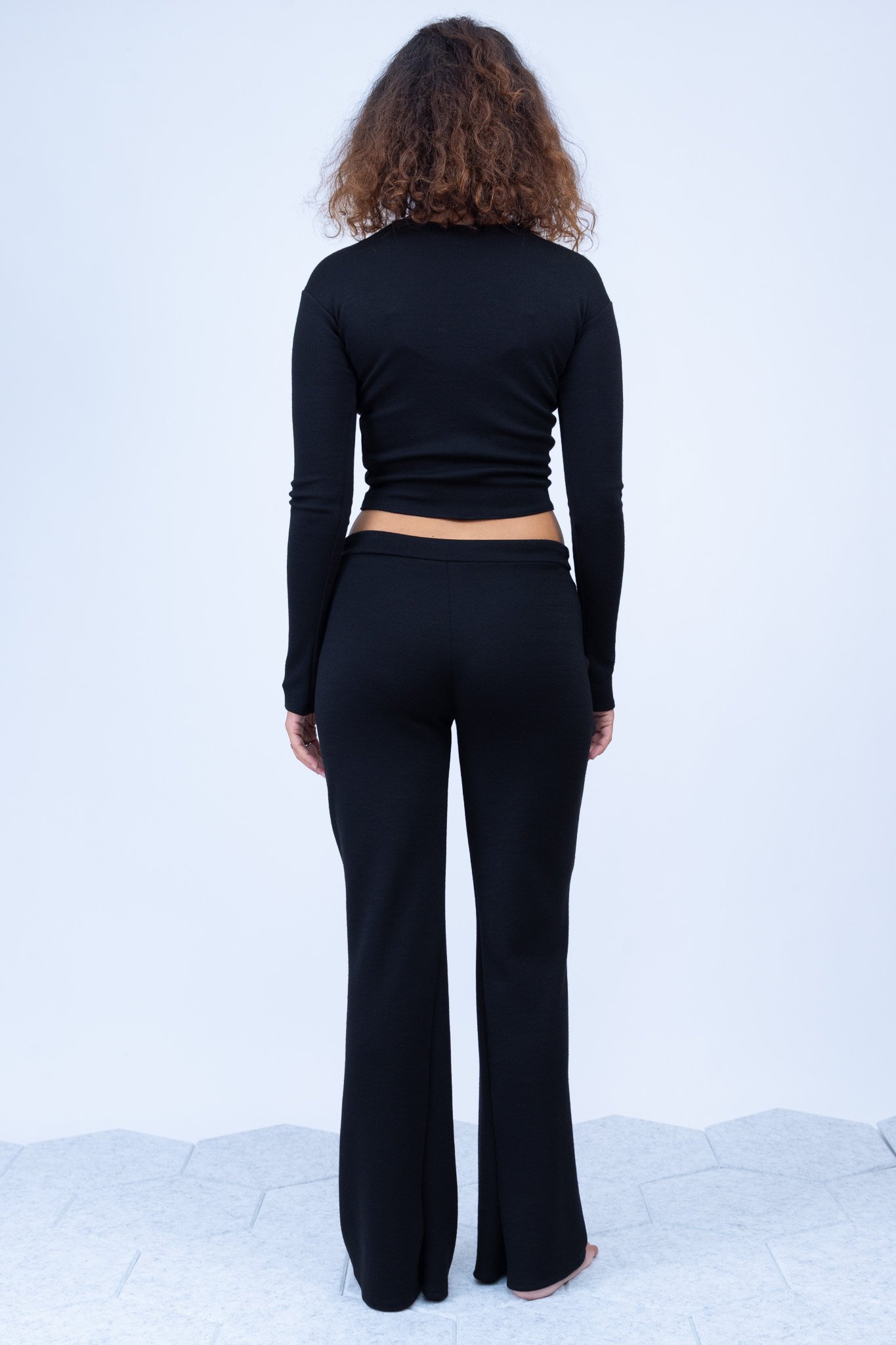 thick merino wool women's yogi outfit 4.jpg