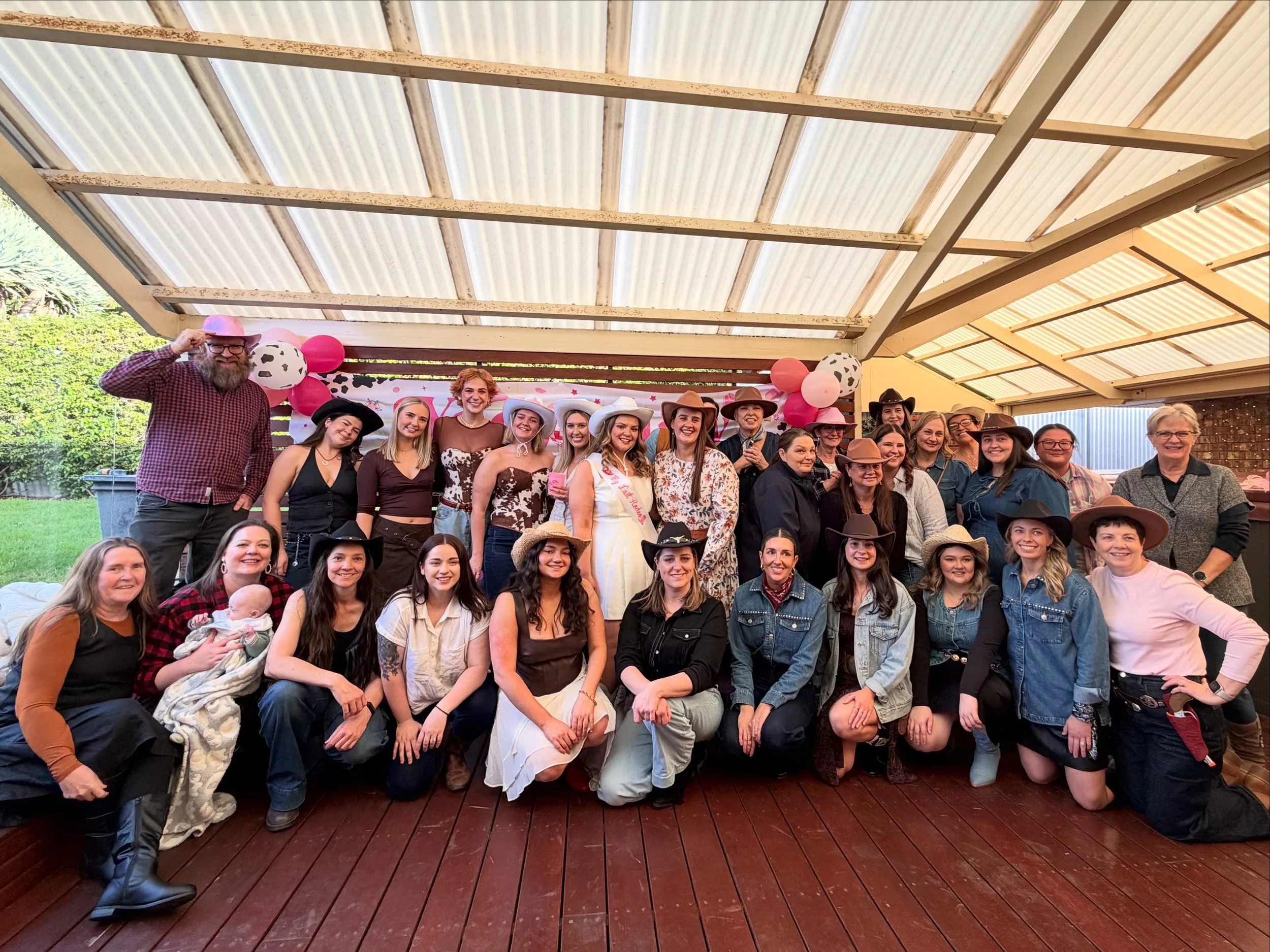 What a fun class we had for Sarah&rsquo;s Hens! Line dance theme, mixing it up to a few different songs, and the class was up for the challenge 🤠👢😍 #hensdanceadelaide #hensdanceclasses
