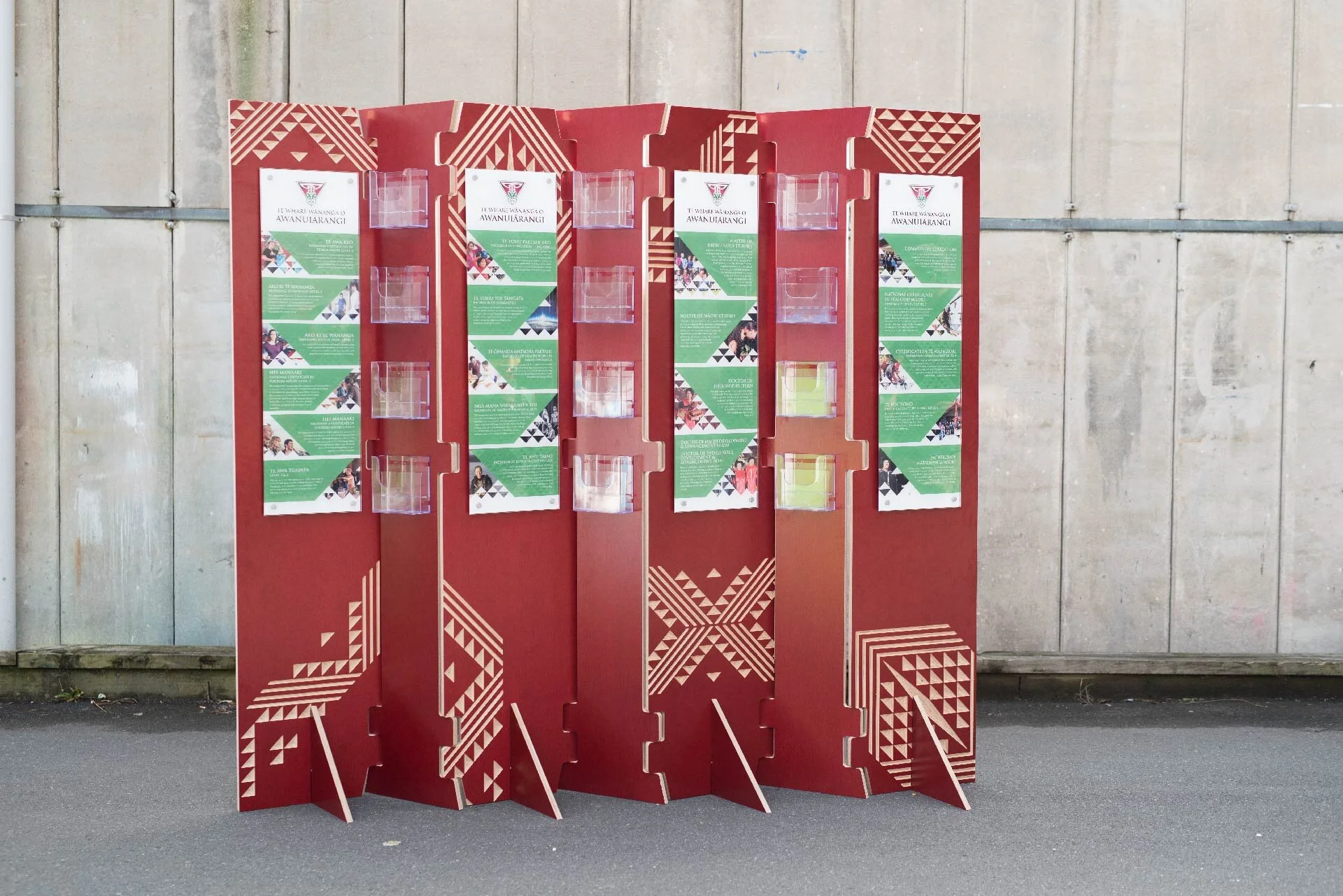 57e855bc30ec952f432f0366_brochure stand.jpg