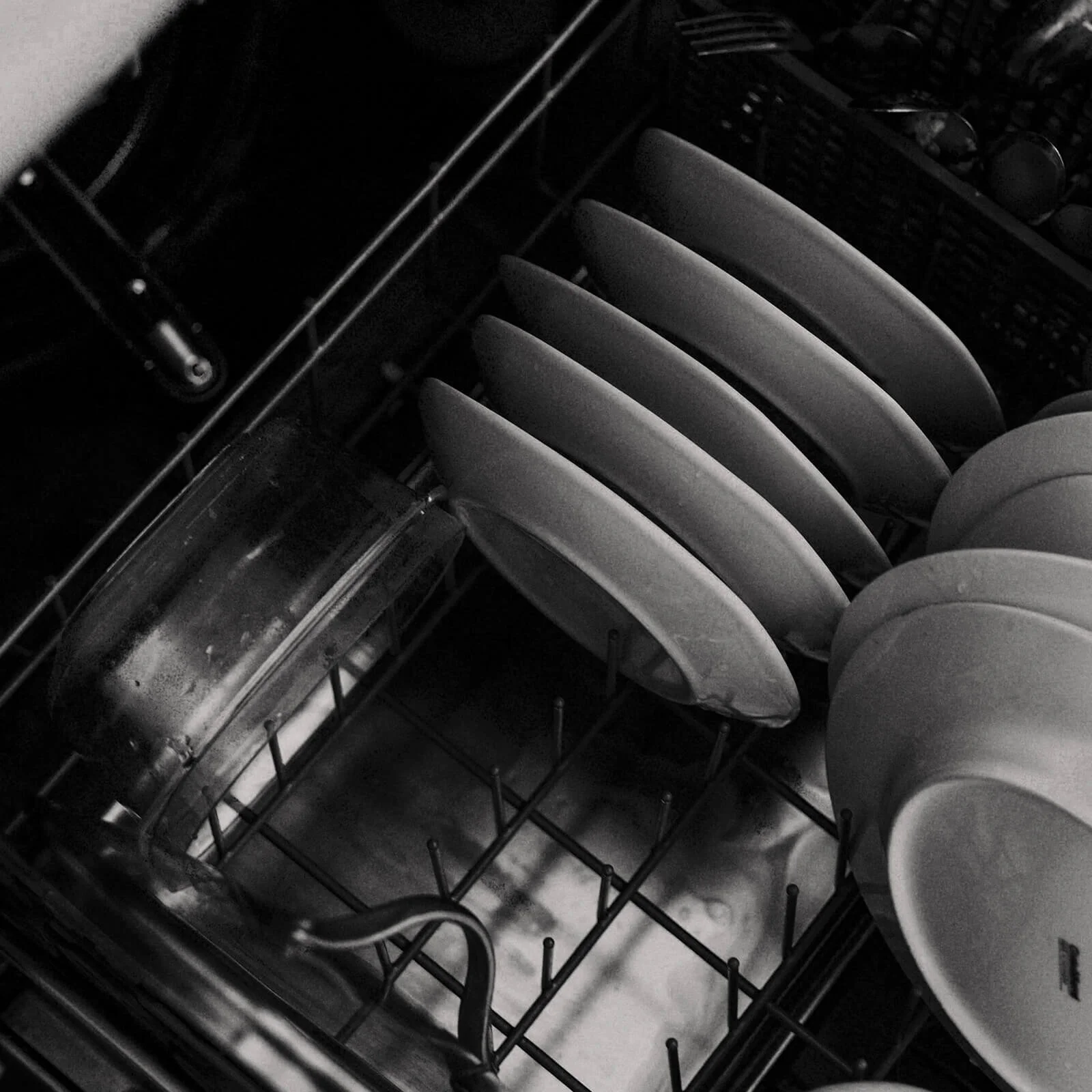 small freestanding dishwasher