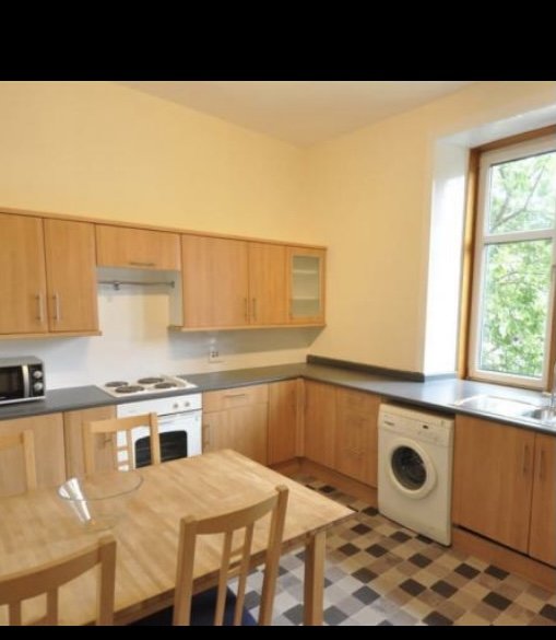 Kitchen before 2.jpeg