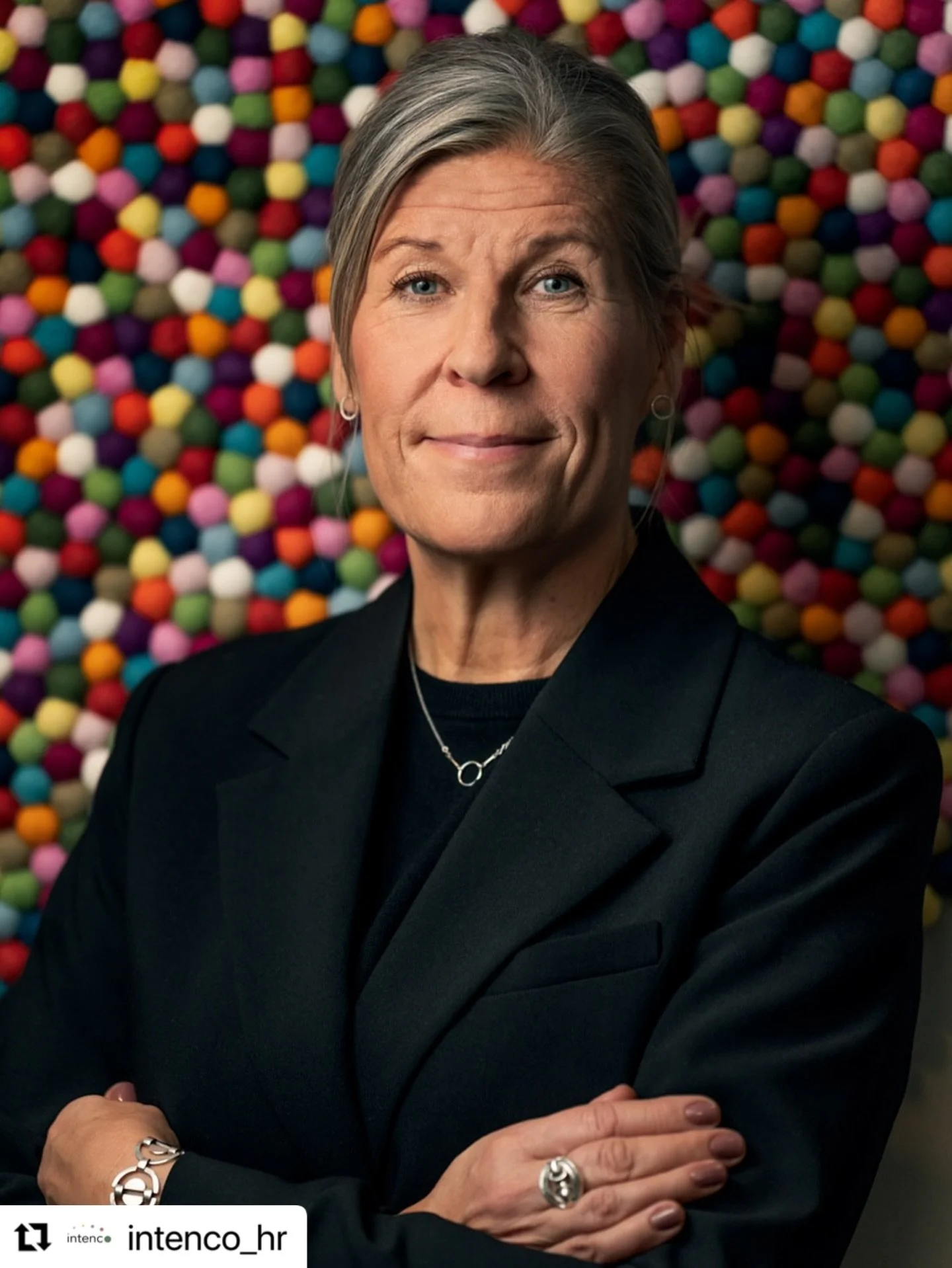 Portr&auml;tt av Lena Skoog f&ouml;r @intenco_hr 

#Repost @intenco_hr with @use.repost
・・・
F&ouml;rra veckan v&auml;lkomnade vi v&aring;r nya kollega Lena Skoog till Intenco! 
Vi checkar in med Lena och ber henne ber&auml;tta lite mer om sig sj&auml