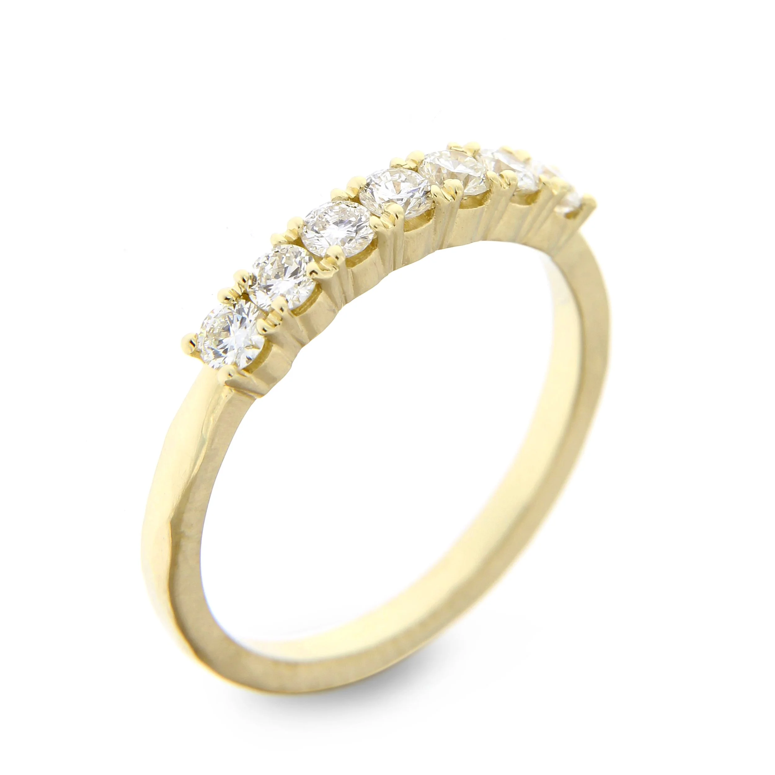 Nina Memoire // DIAMONDS