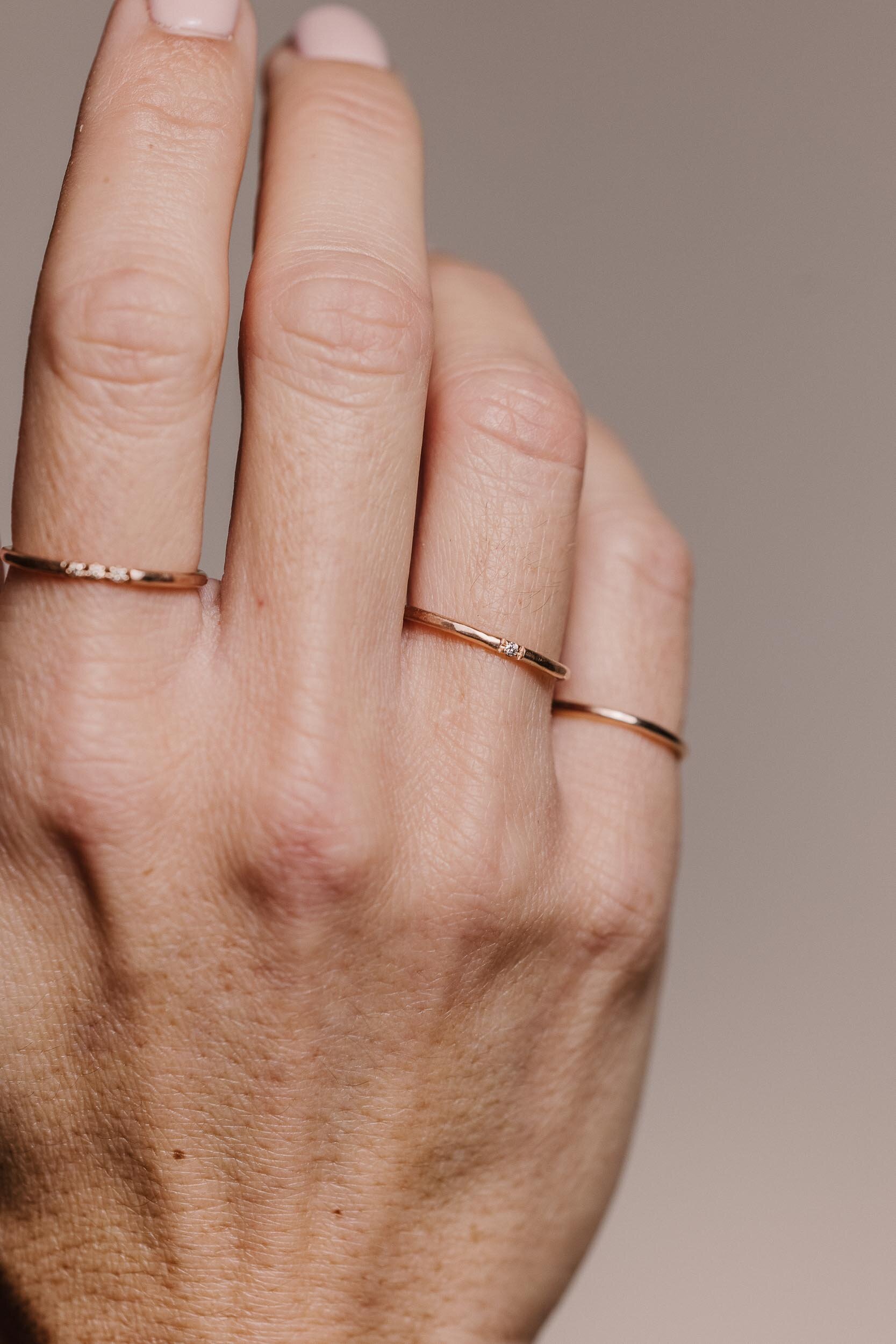 Hammered 1,5 - GOLD - 1 STONES.jpg
