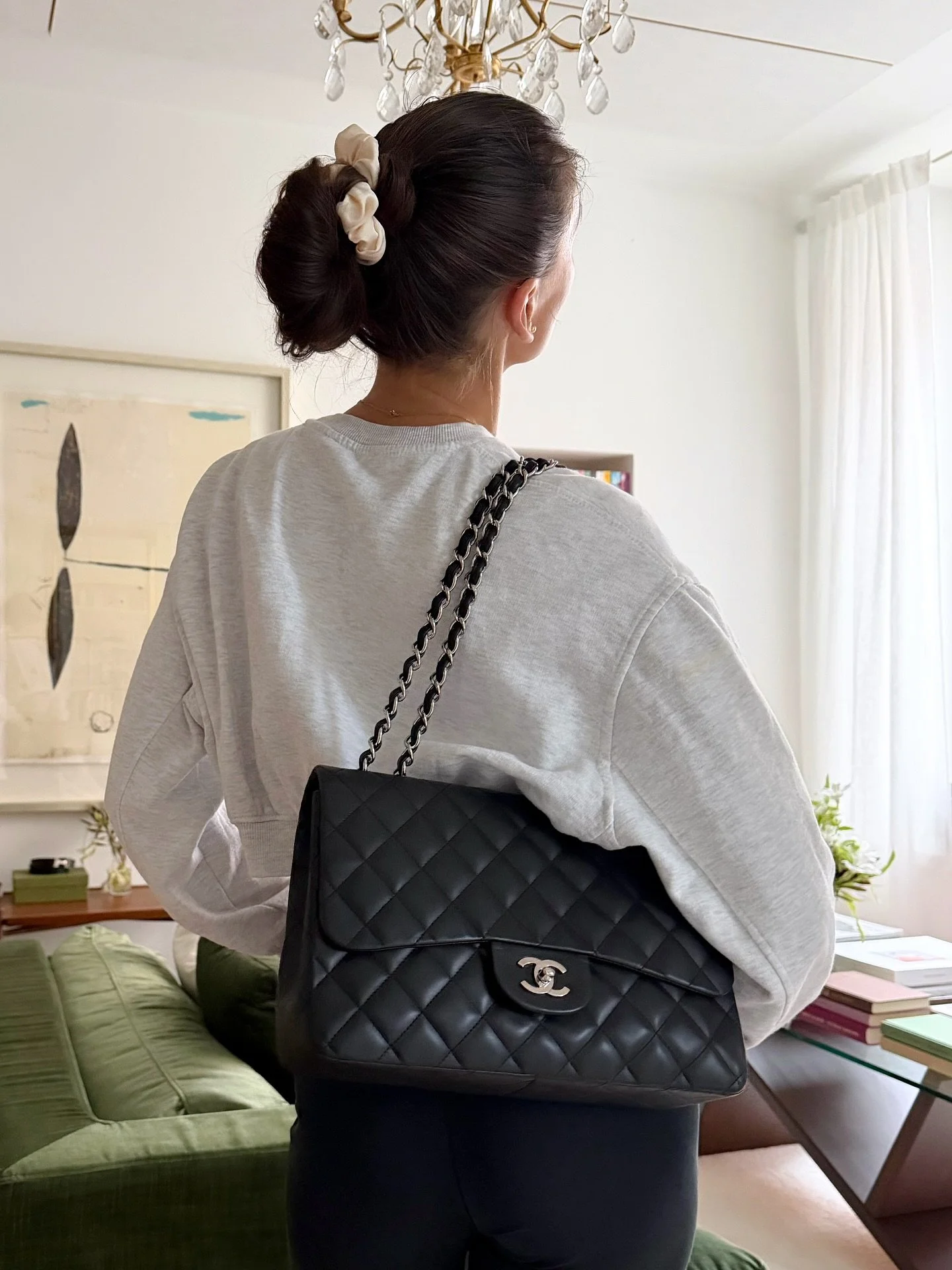 Myynniss&auml;!🖤
Upea Jumbo Single Flap Bag, Black Lambskin + SHW.
Hinta: 4200euroa