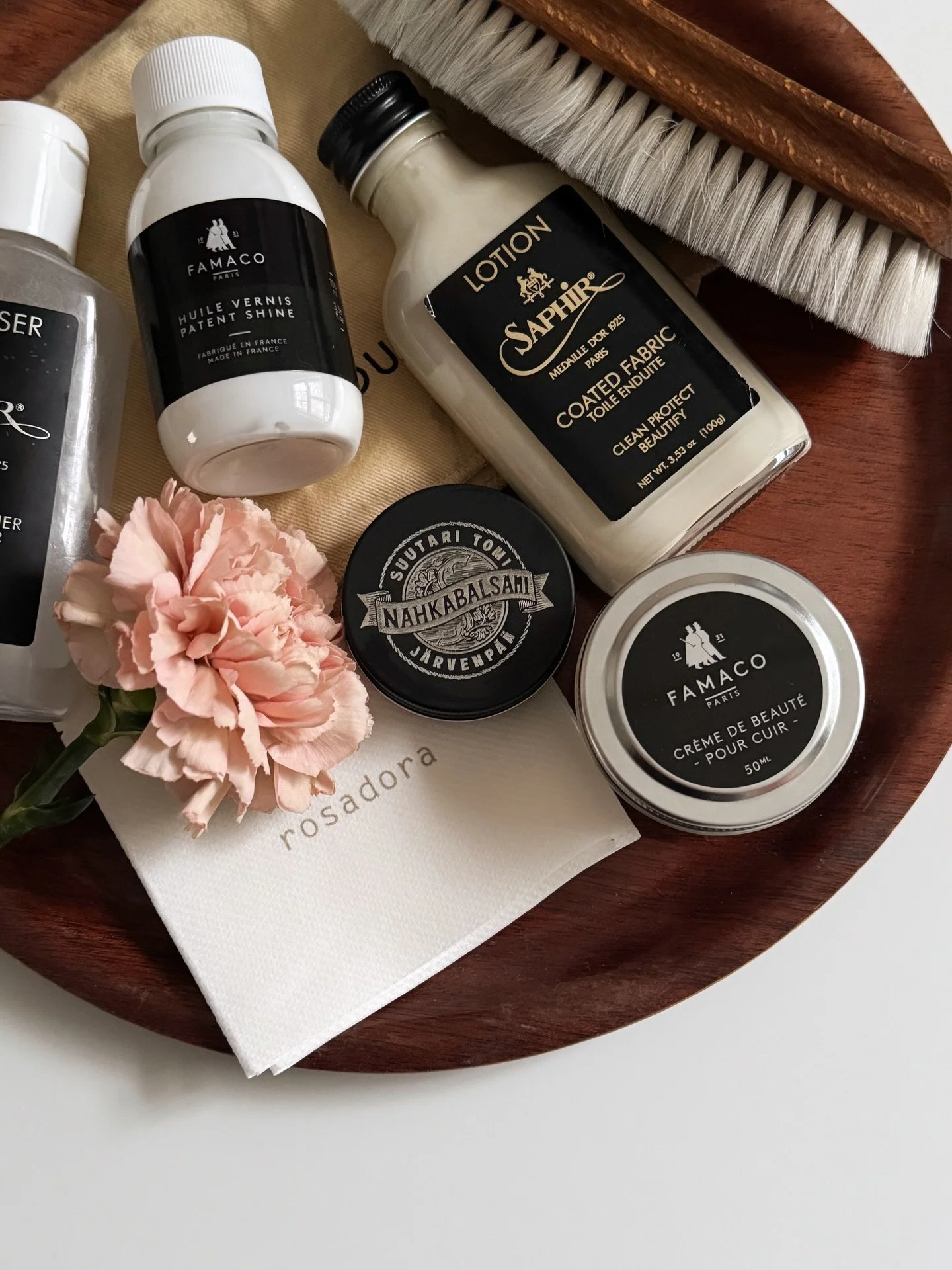 Muistattehan huoltaa s&auml;&auml;nn&ouml;llisesti teid&auml;n aarteita?🤎