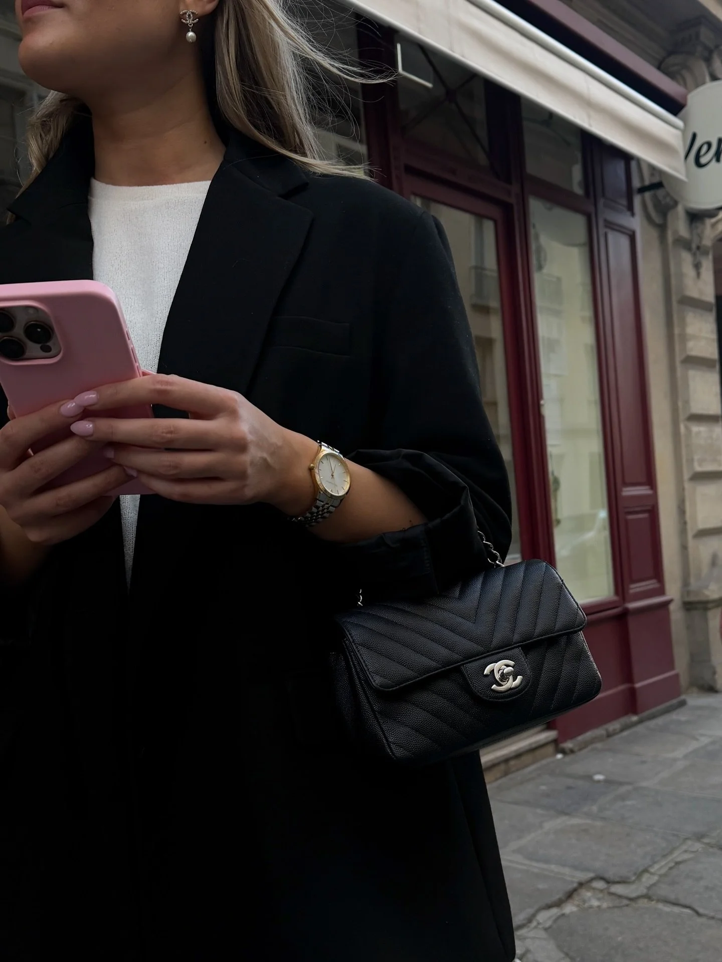 Myynniss&auml;!🖤
Upea CC Mini Rectangular, Black Caviar + SHW.
Hinta: 5400euroa