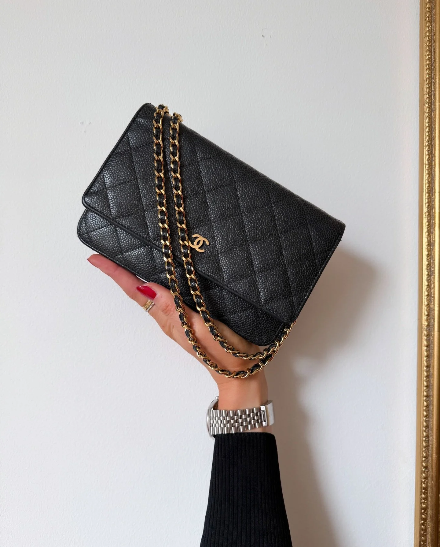 Myynniss&auml;!🖤
Upea Chanel Wallet On Chain, Black Caviar + GHW.
Hinta: 2800euroa