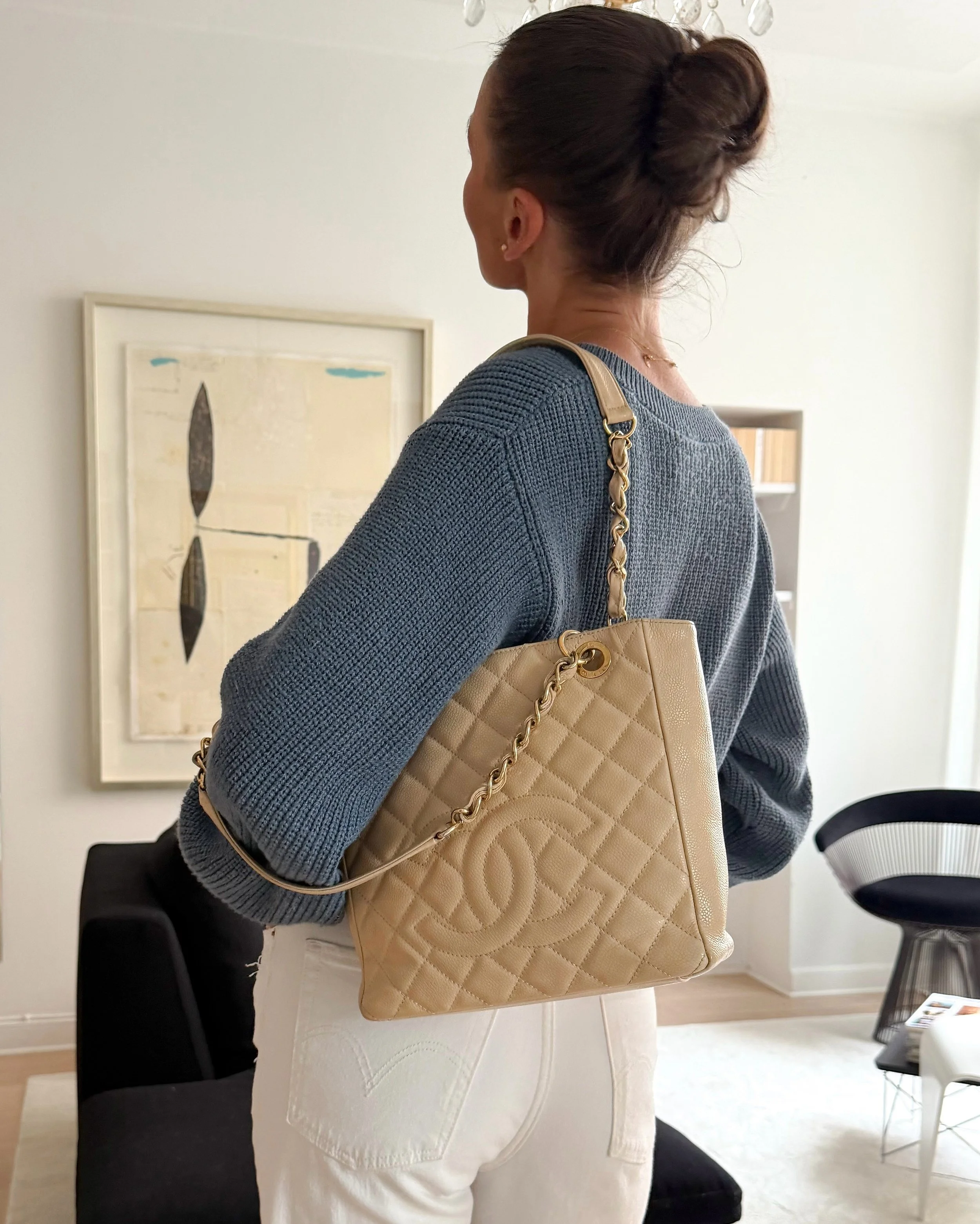 Myynniss&auml;!💛
Upea Chanel PST Tote Bag, Beige Caviar + GHW.
Hinta: 1600euroa