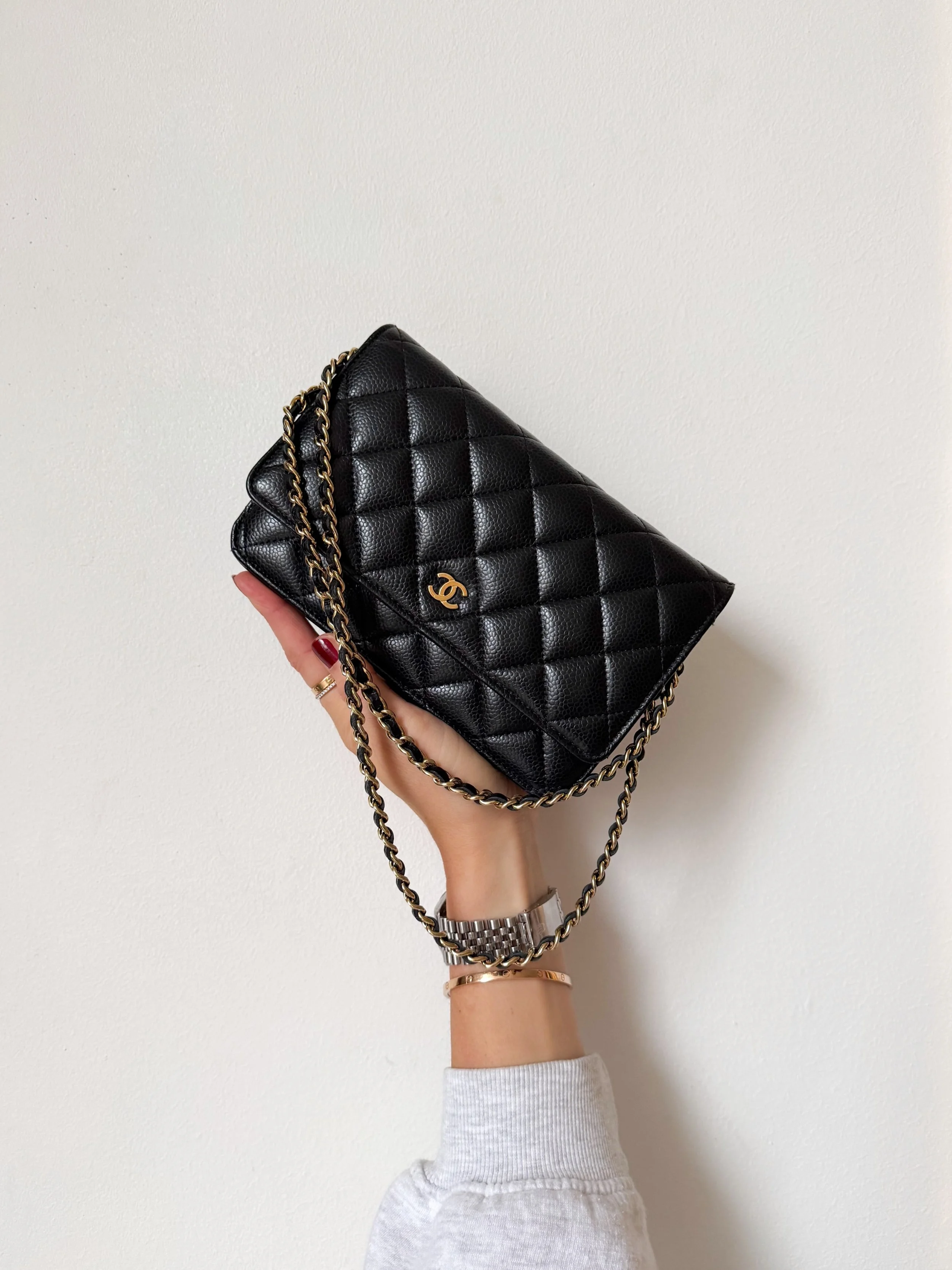 Myynniss&auml;!🖤
Uudenveroinen Chanel Wallet On Chain, Caviar + GHW.
Hinta: 3200euroa