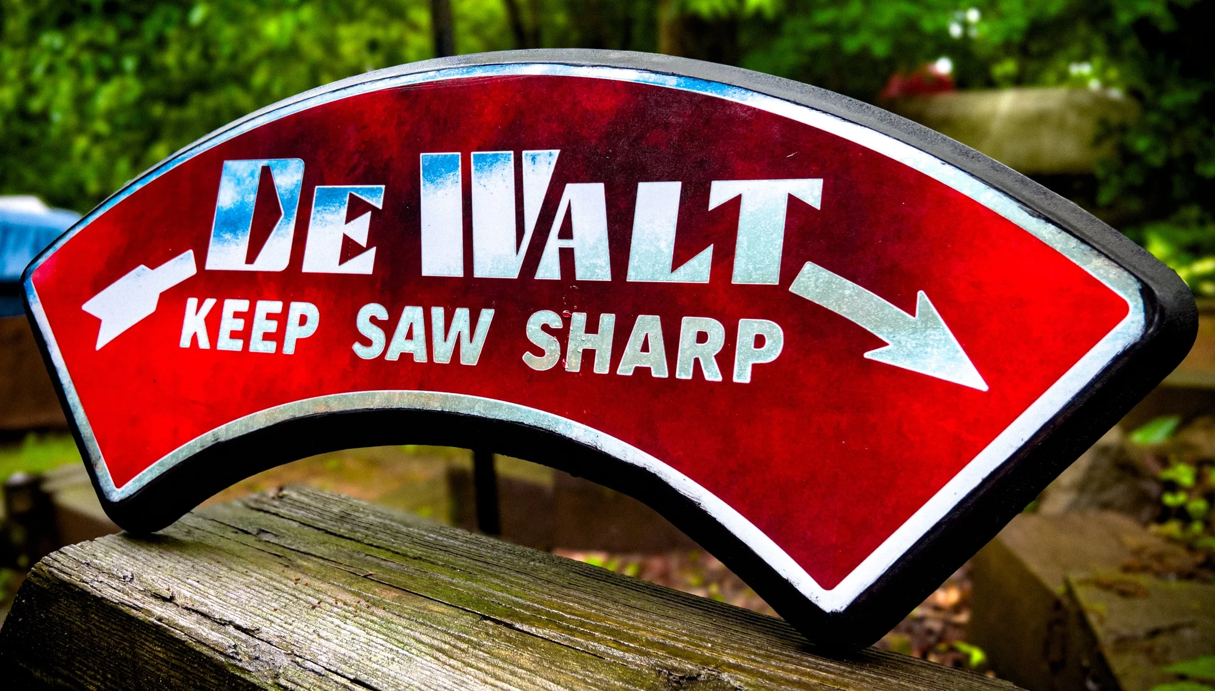 MrSawdust__Signs__DeWalt__Keep-Saw-Sharp-Emblem__Red__Printmount_3.jpg