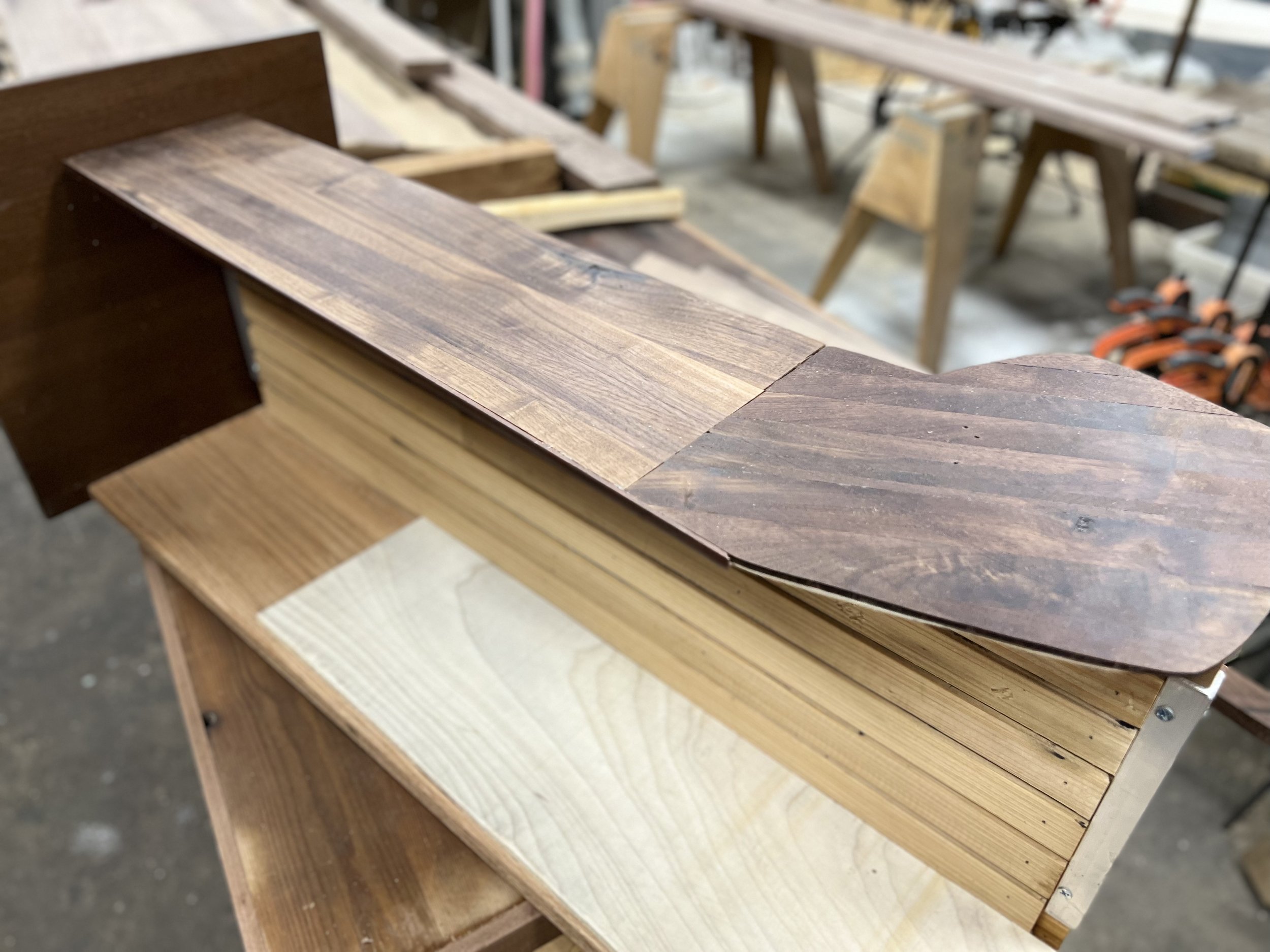 MrSawdust__DavidWalsh__Work__Woodworking__Bruno__Walnut-Table_31.jpg