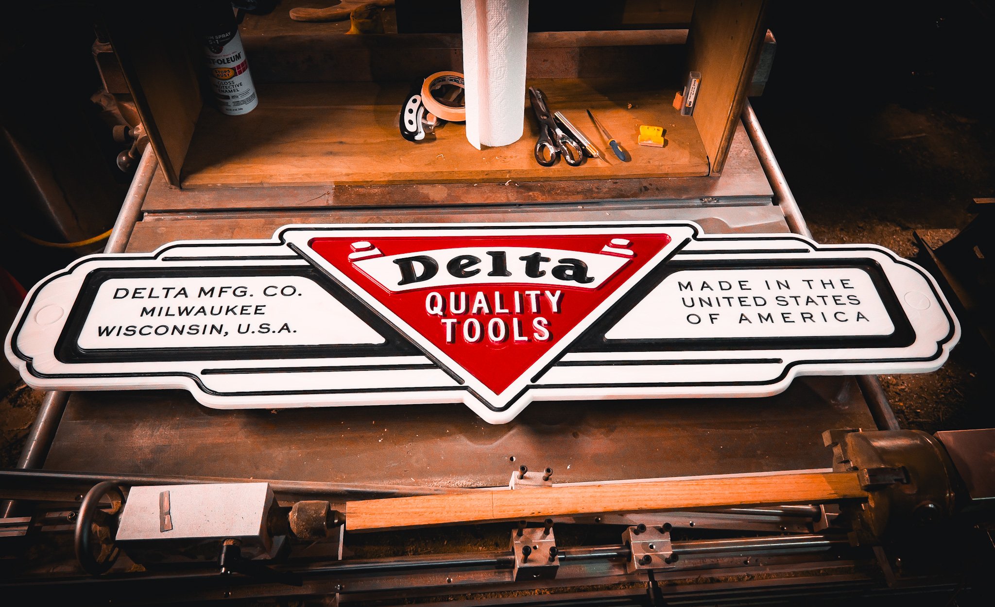 MrSawdust__Signs__Emblems__Delta__ArtDecoBadge_53.jpg