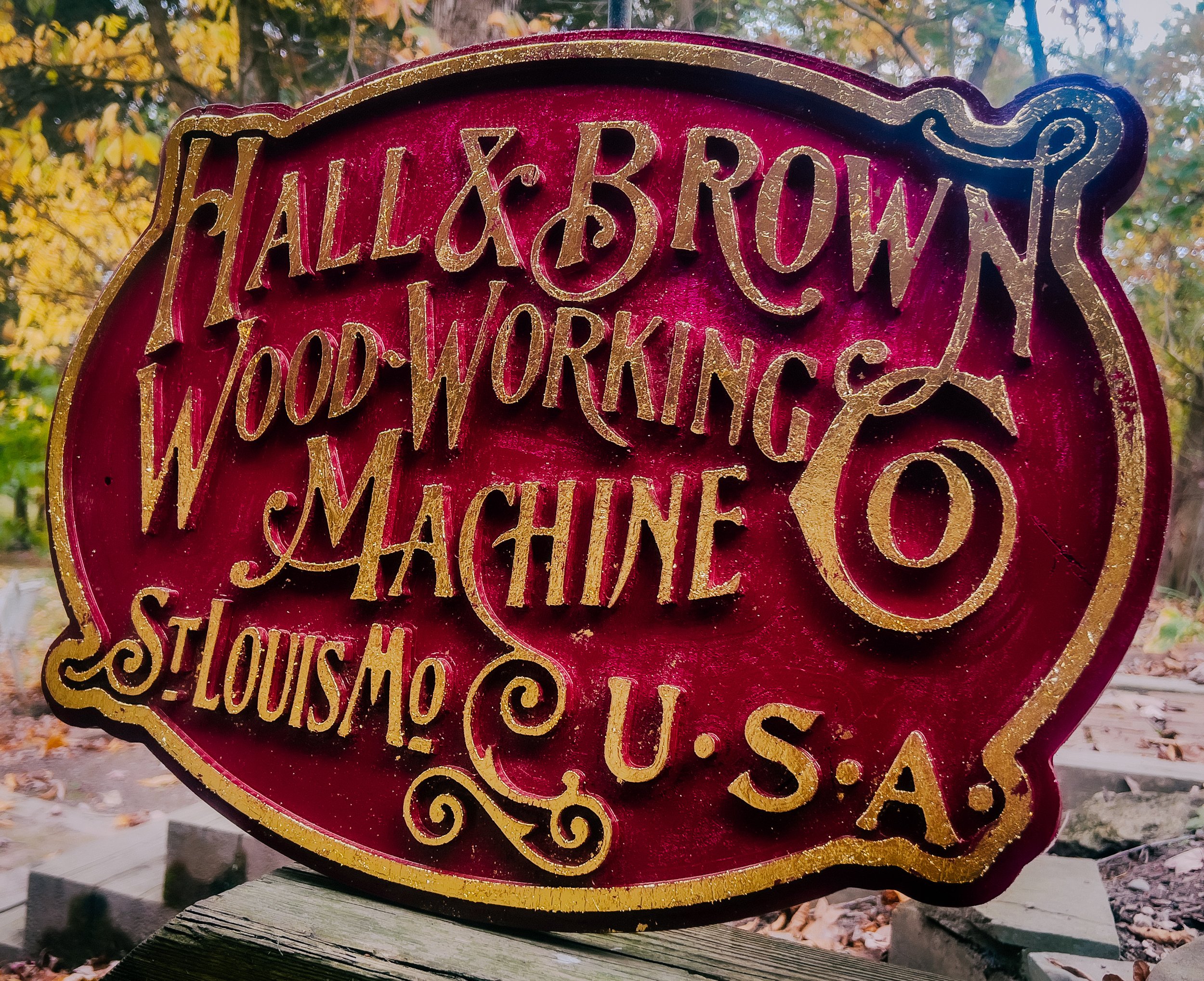 MrSawdust__Signs__Emblems__HallBrown__Lettering__11.jpg