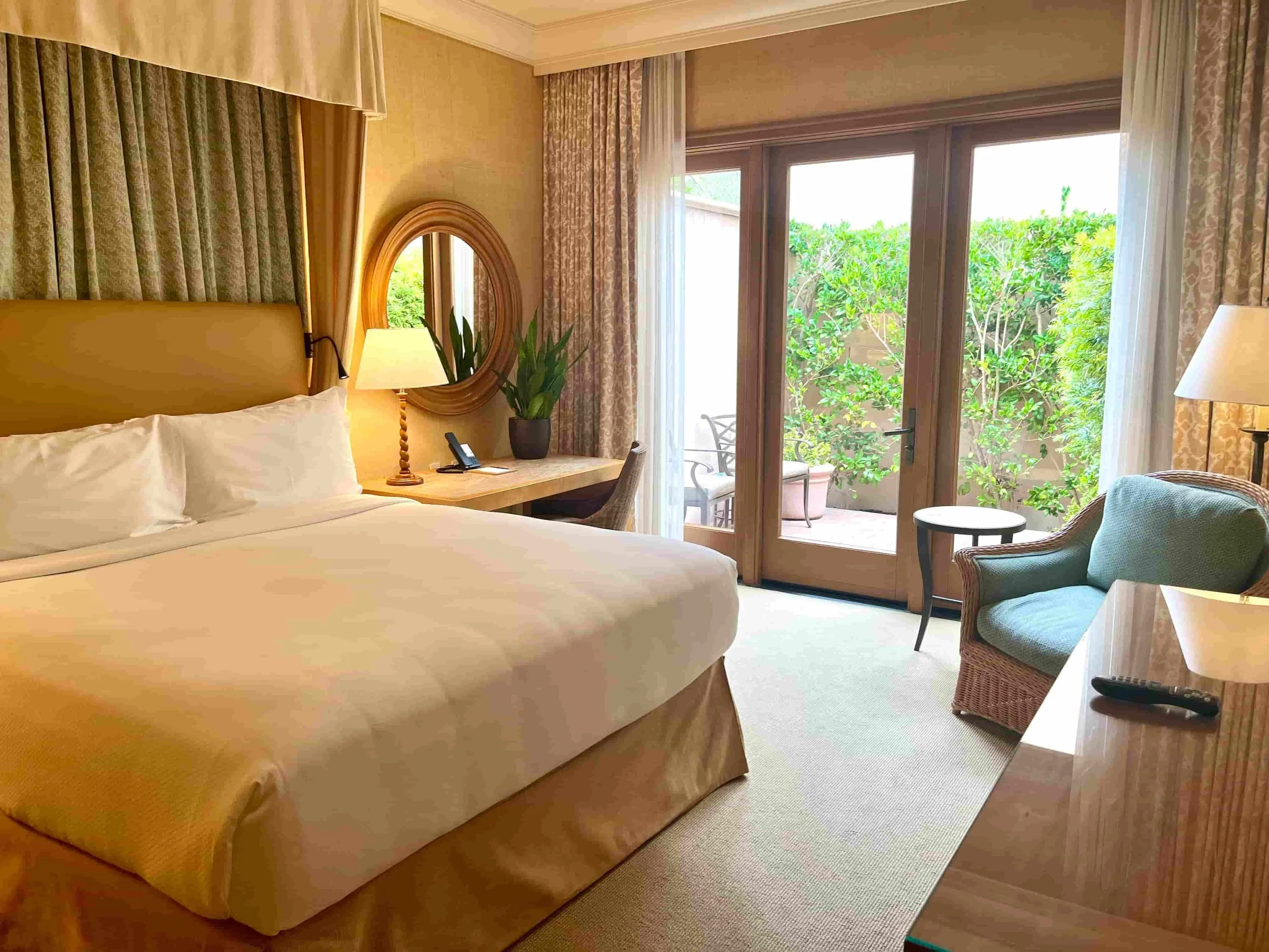 Best-couples-resort-pelican-hill.jpg