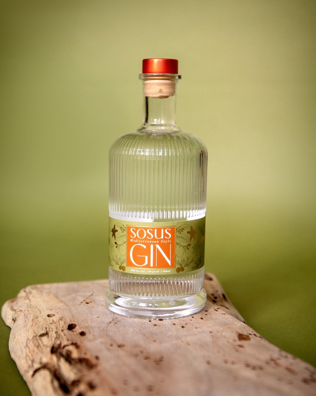 NOW INTRODUCING: Sosus Gin🍸 

This Mediterranean Style Gin is meticulously crafted with savory herbs and unique spices. Delicately balanced with layers of sage, rosemary and kalamata olive, further enhanced with almond and tarragon. A gin to whisk y