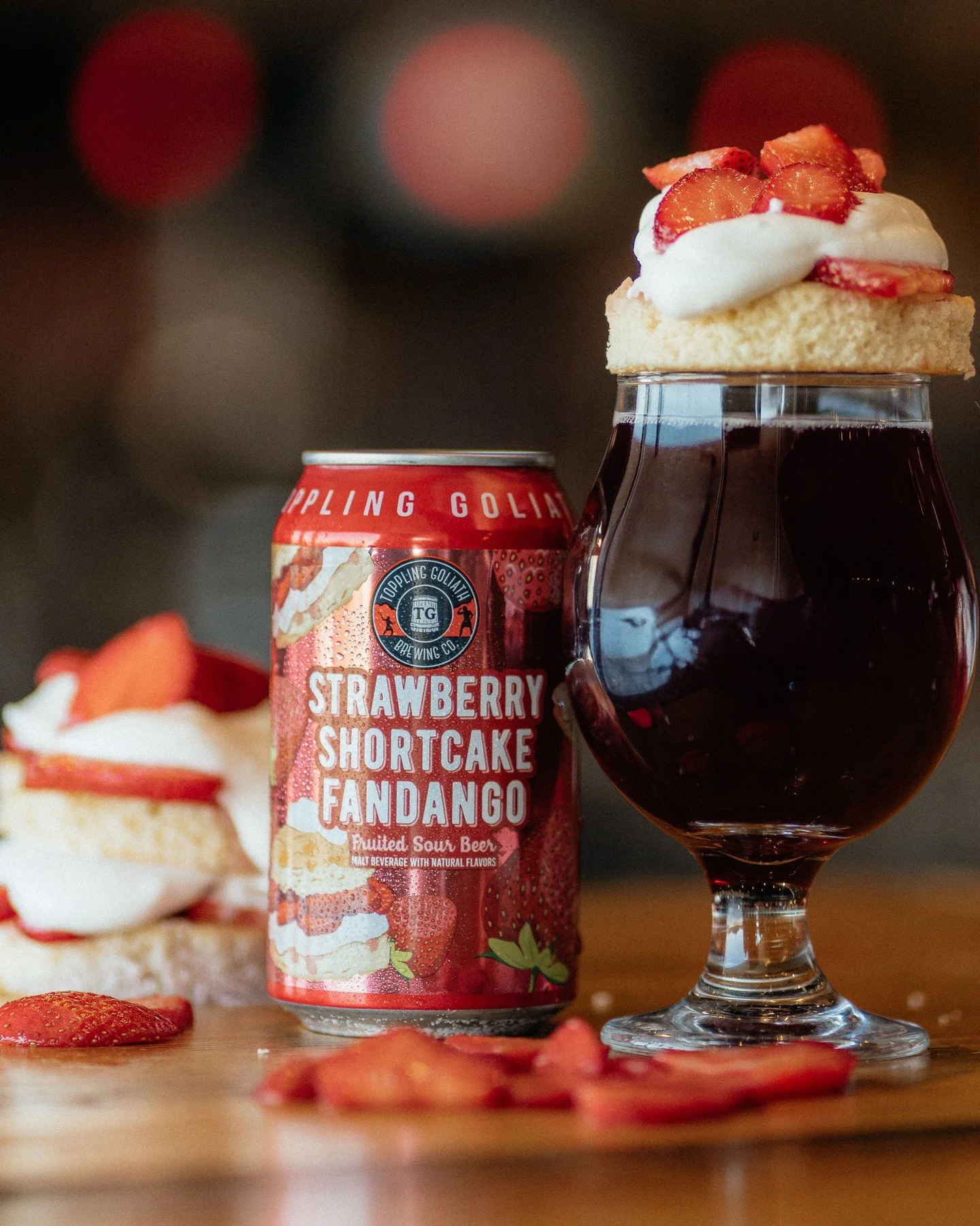 STRAWBERRY SHORTCAKE FANDANGO IS BACK! 🍓 🍰 

This doll of a fruited sour welcomes you with sweet, macerated strawberries, followed by a fluffy vanilla-whip middle; and a crumbly shortbread finish. Kick off spring with this refreshing fan-favorite b