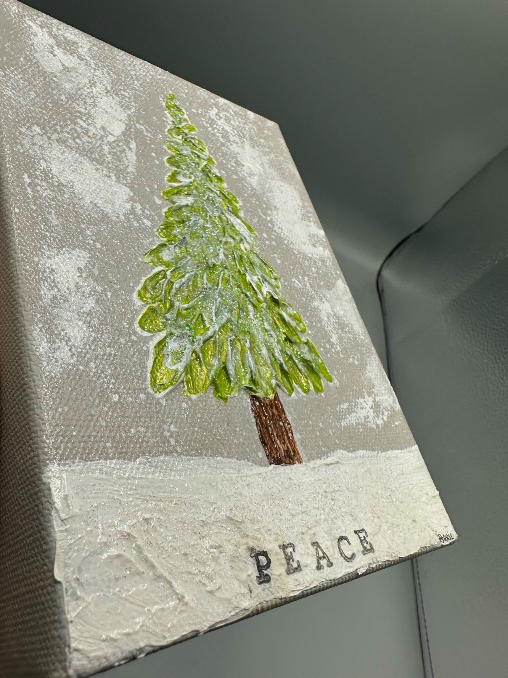 8E995DA6-C4A9-4FC4-9A38-4769046DA3B6