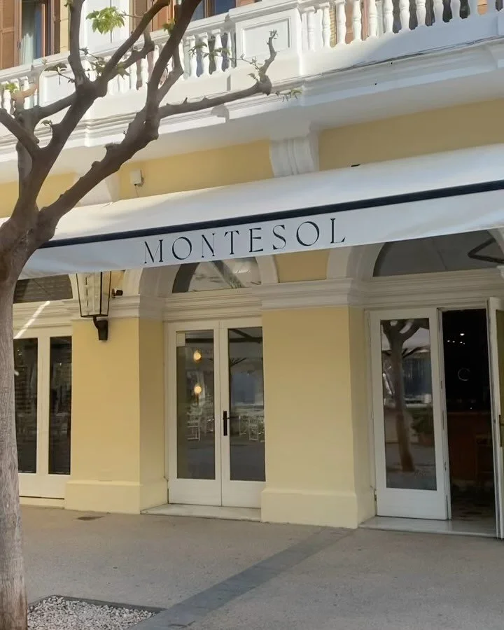 Calm mornings, a dip in the sea at just 20 minutes from the hotel at @experimentalbeachibiza , and rooftop cocktails as the sun goes down, with the buzz of the Old Town right on the doorstep. Montesol Experimental in Ibiza has it all✨

#experimental 