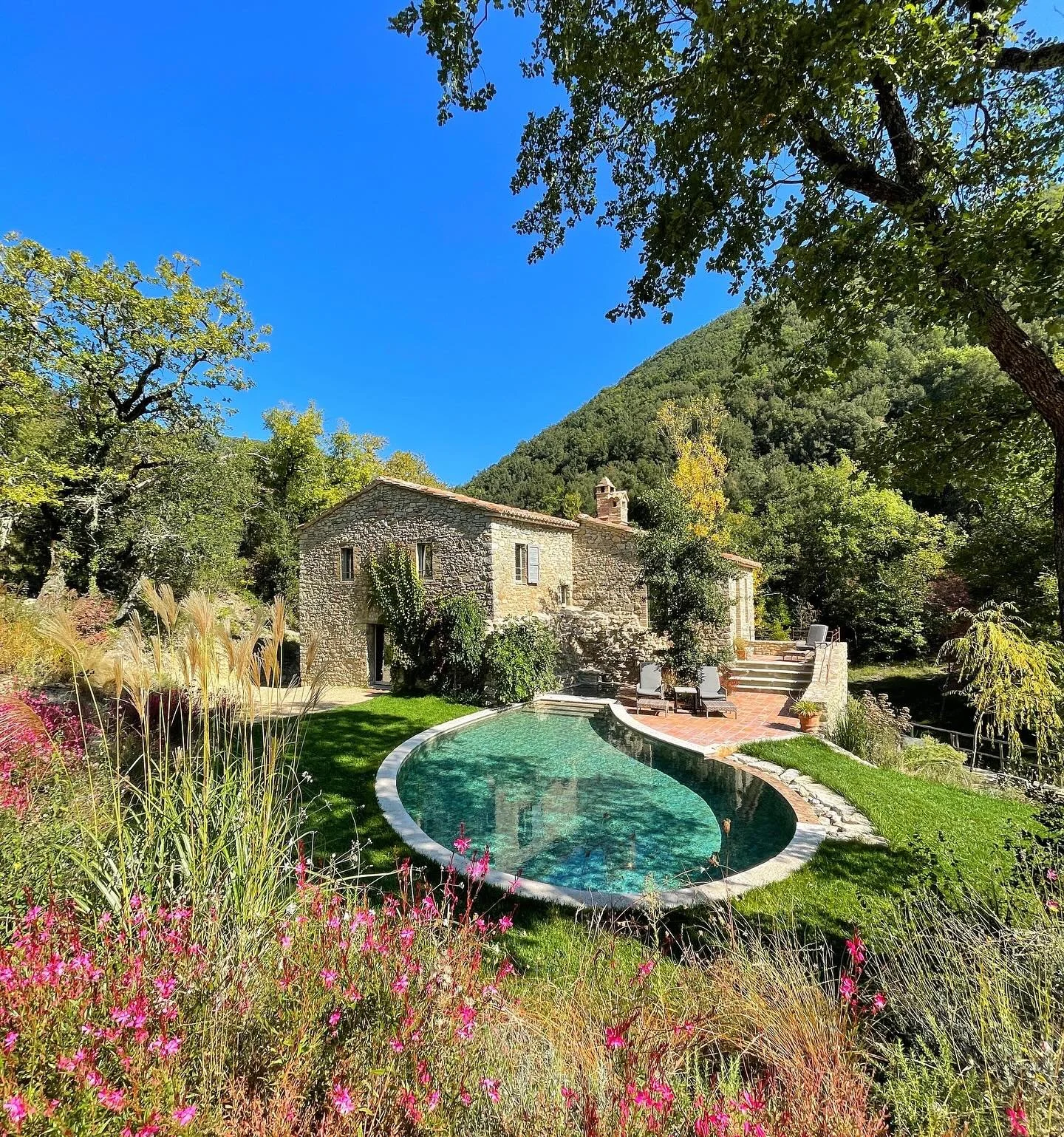 At Tenuta Di Murlo, every villa is rooted in the estate&rsquo;s history&mdash;with the estate and Murlo castle marked on the old Vatican maps. 

Molinella was once a working mill, and much of its character remains in the stone walls, secluded setting