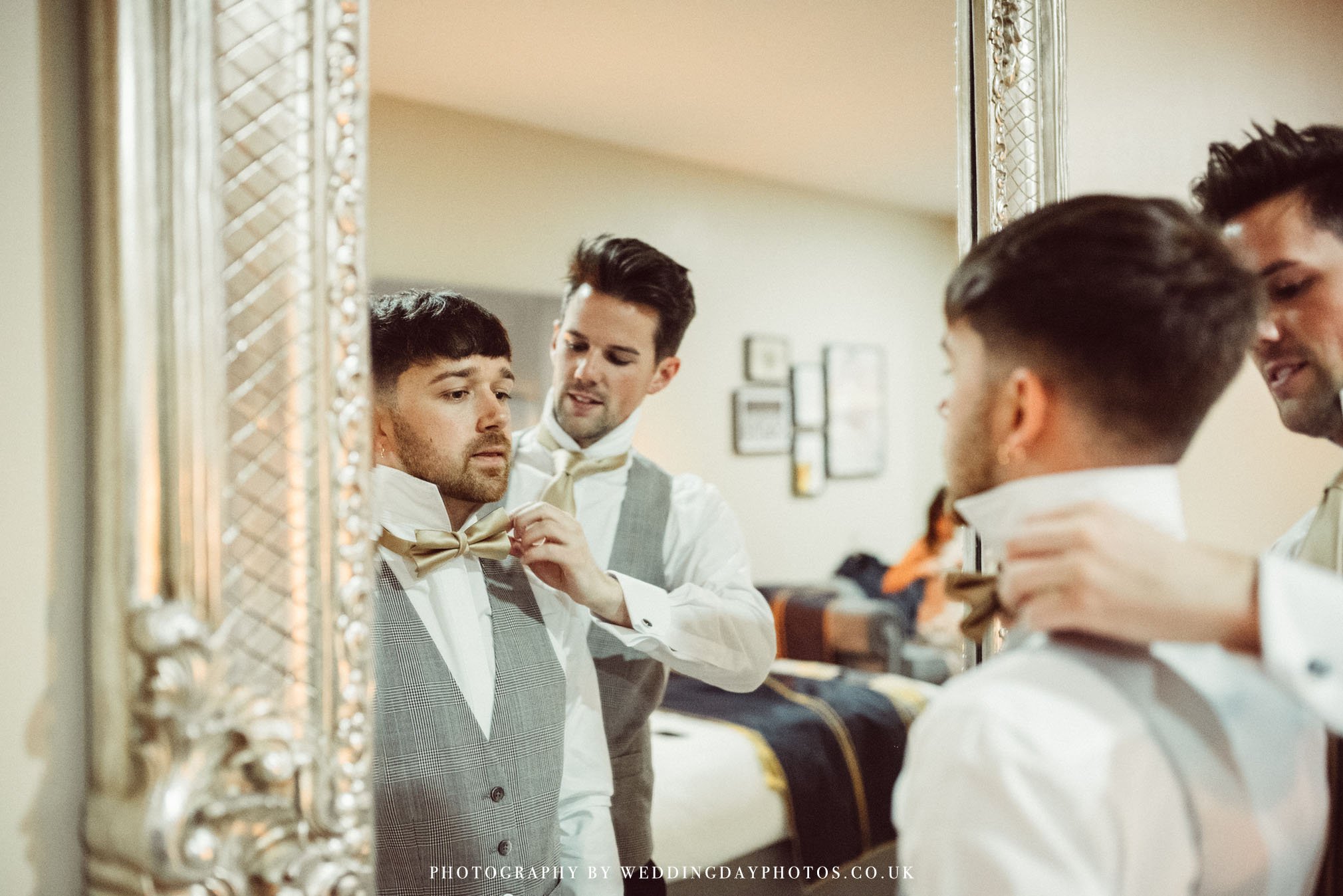 guys getting ready at manchester hall for wedding