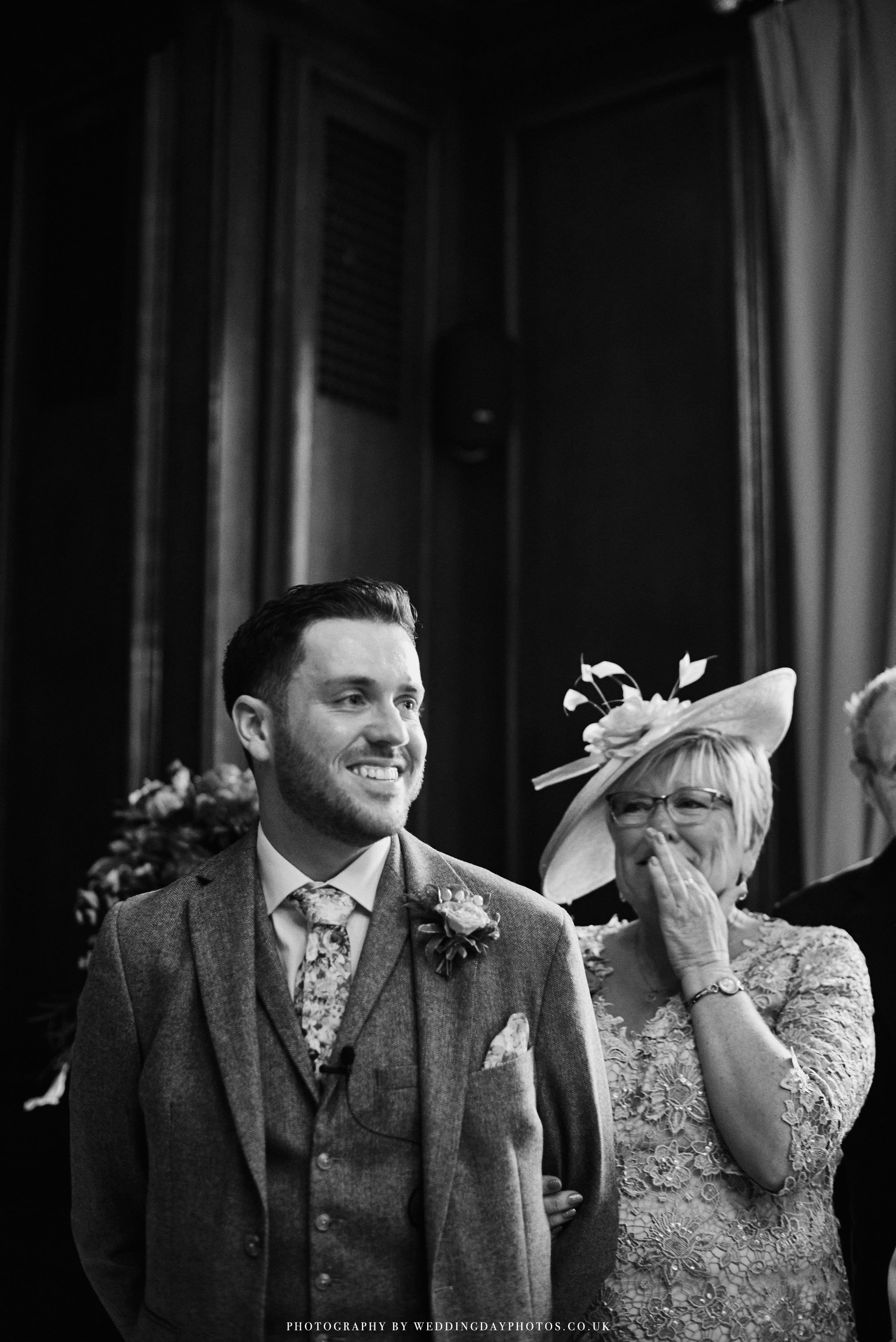 grooms reaction to seeing his bride for the first time