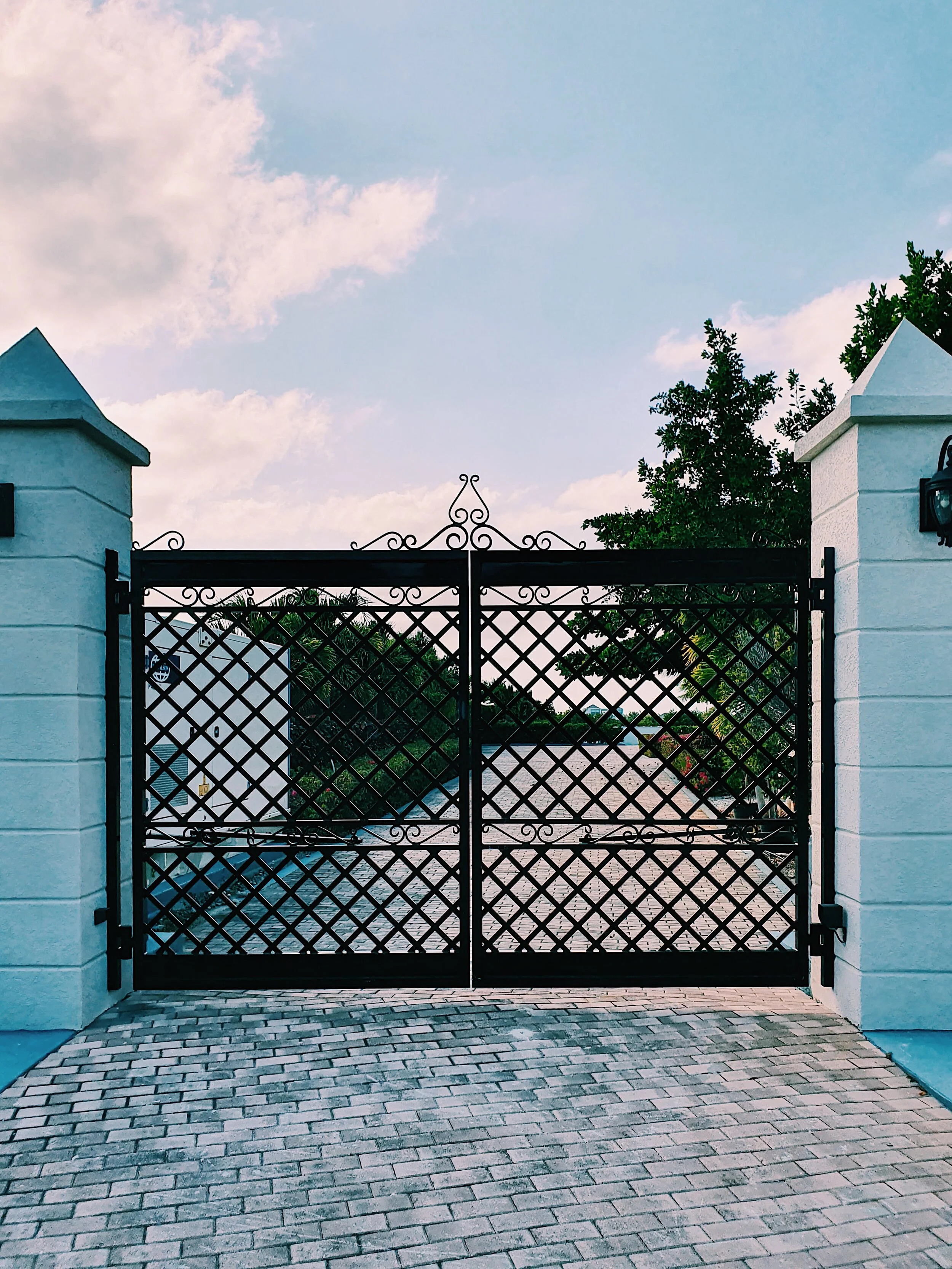 Tibors Machine Shop Gate 16.JPG