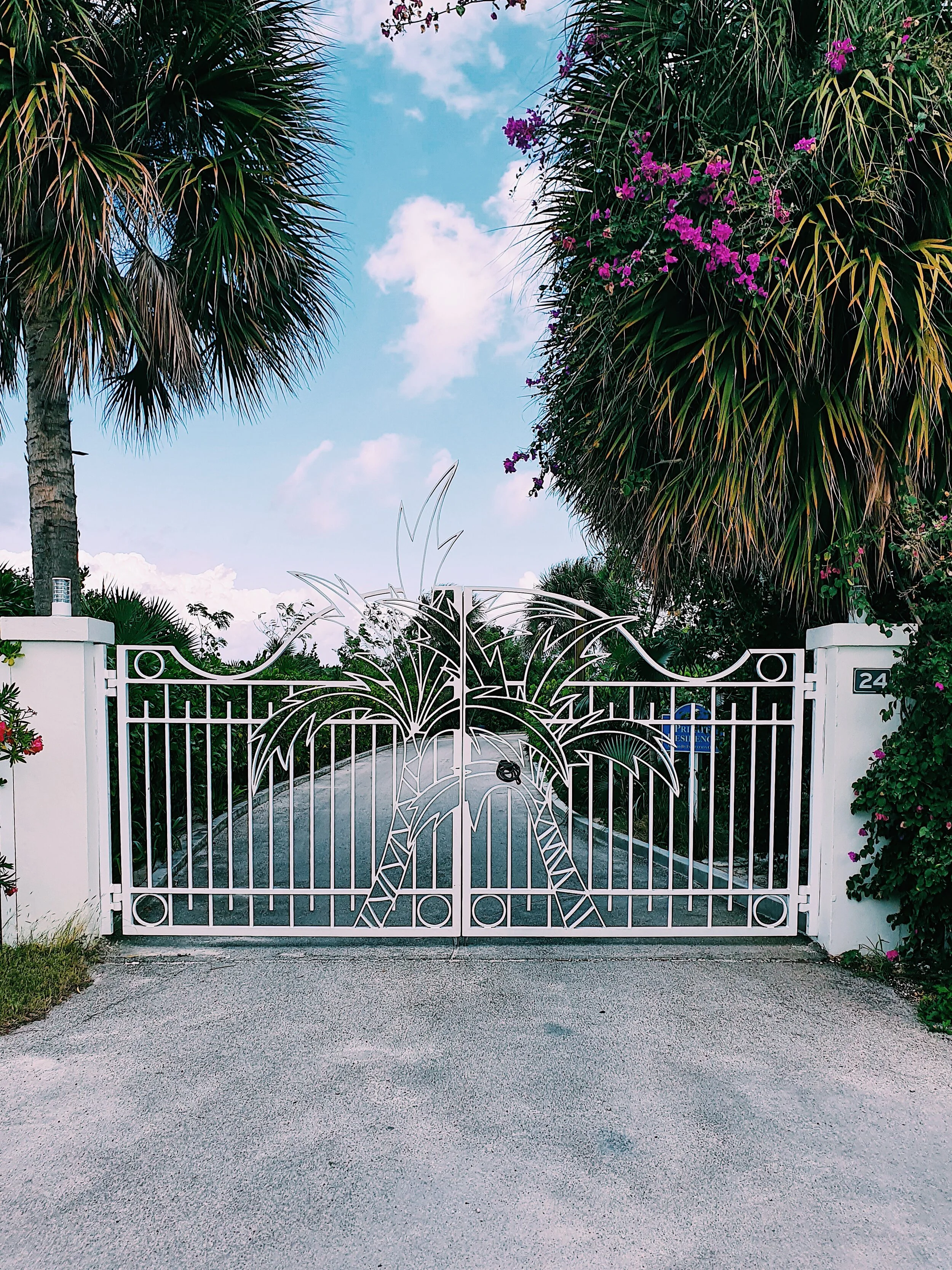 Tibors Machine Shop Gate 18.JPG