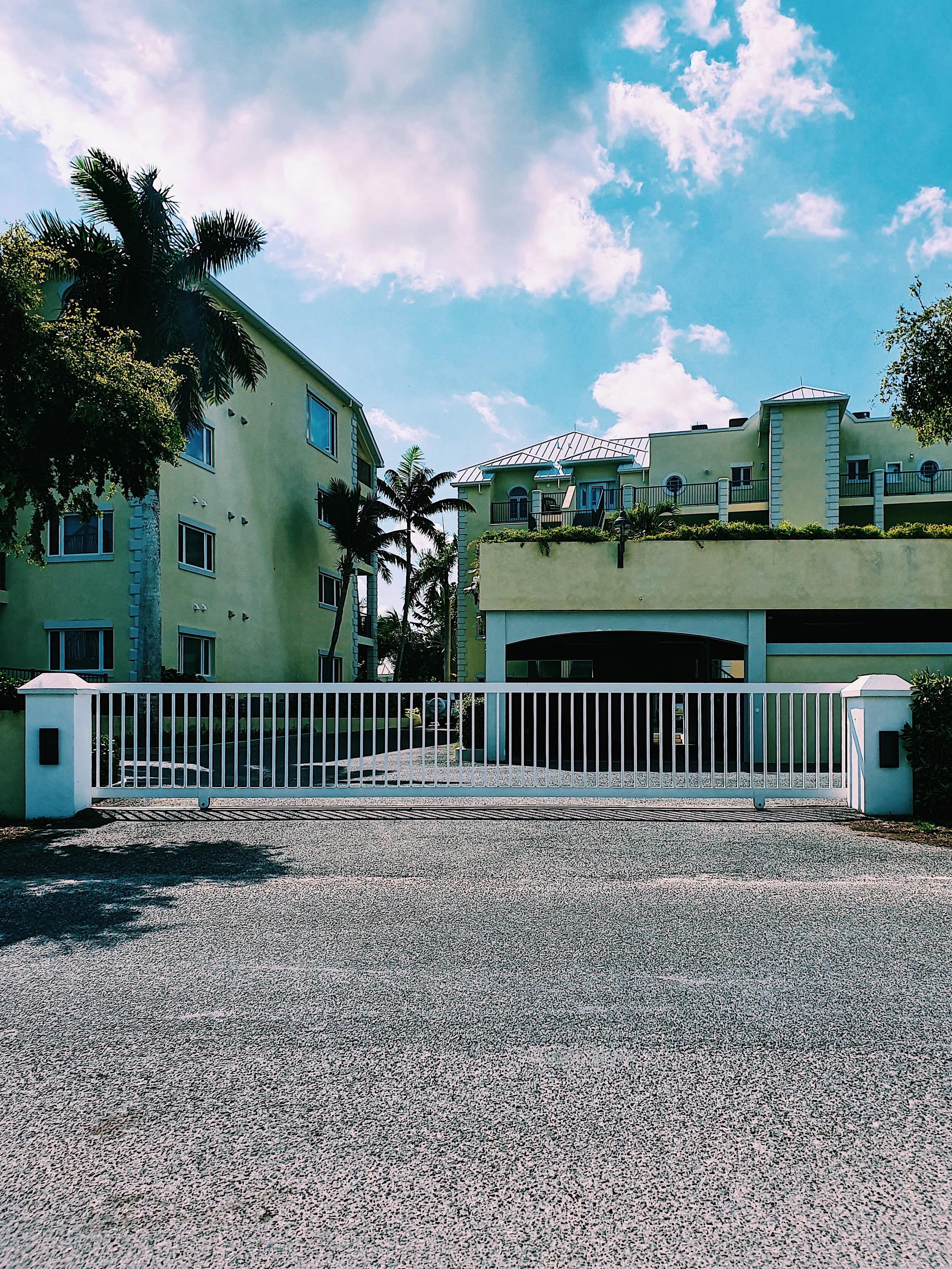 Tibors Machine Shop Gate 31.JPG
